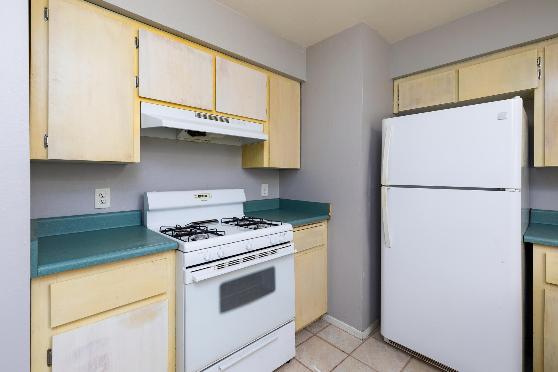 280 N Lillie Ave, Dinuba, CA 93618