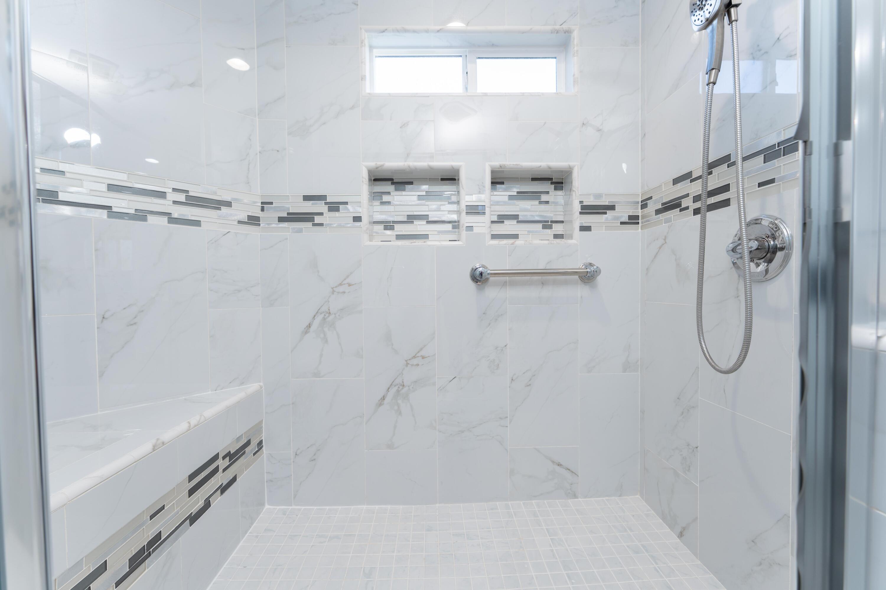 2054 Irving Cir, Tulare, CA 93274