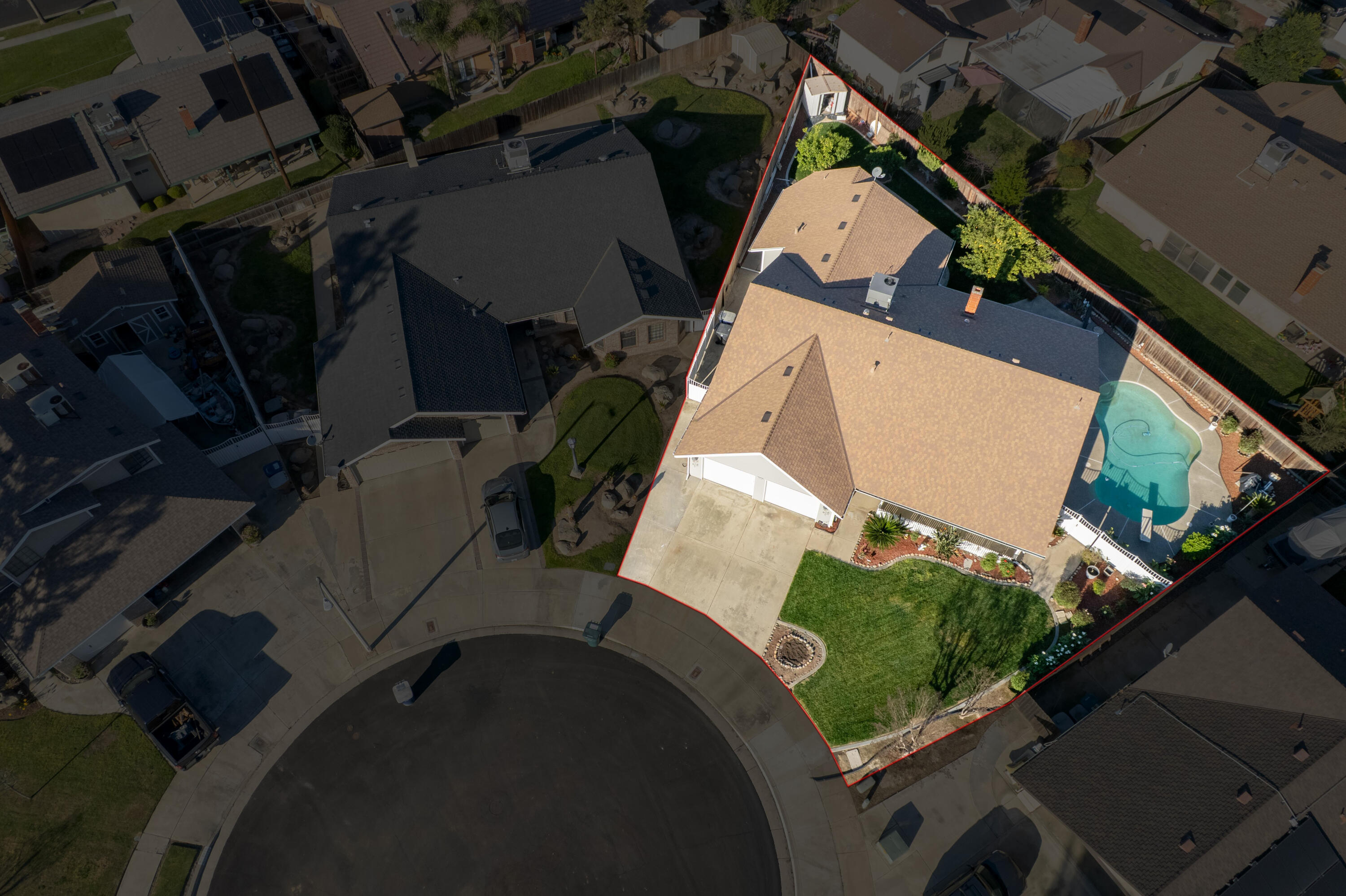 2054 Irving Cir, Tulare, CA 93274