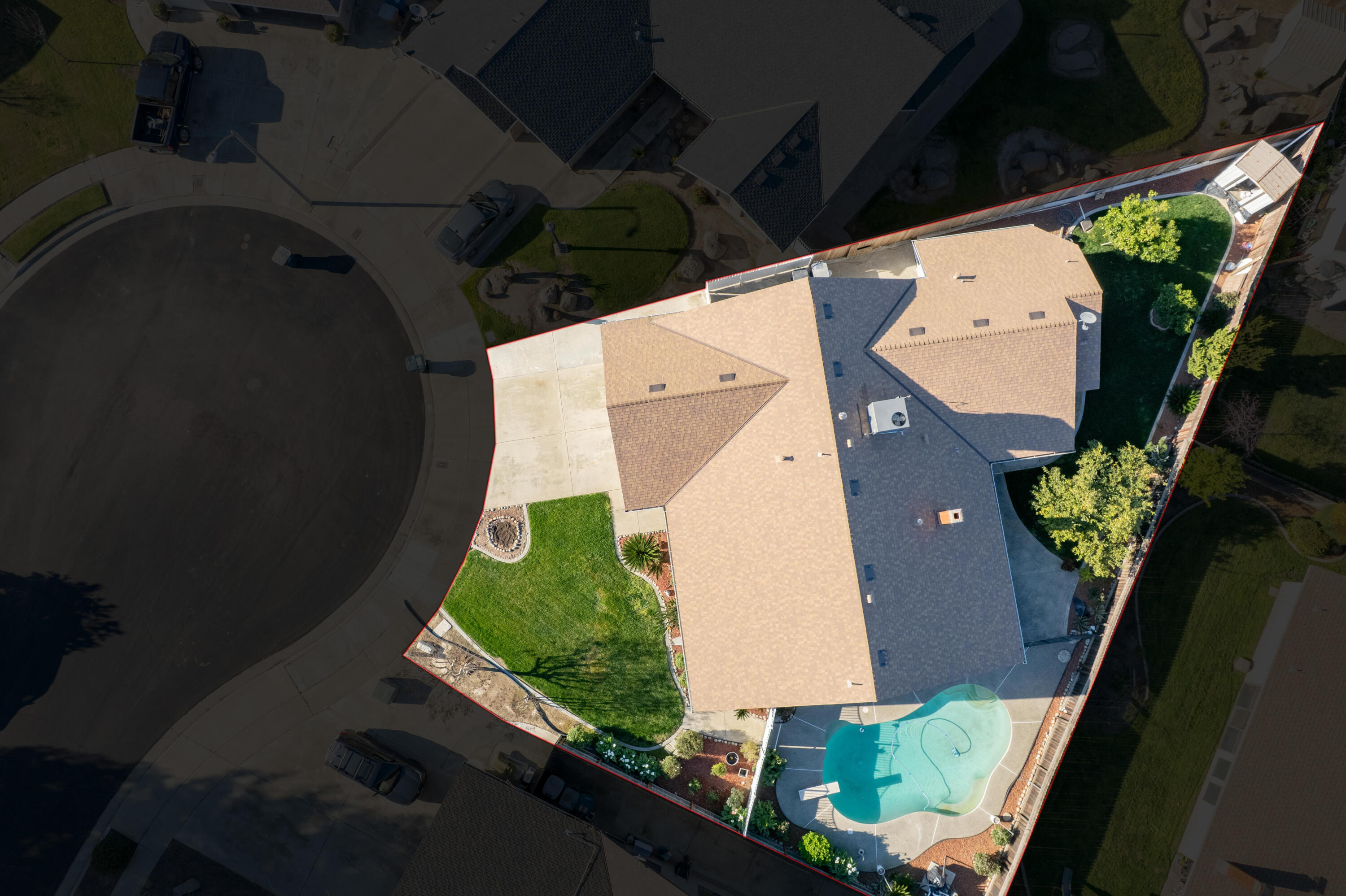 2054 Irving Cir, Tulare, CA 93274