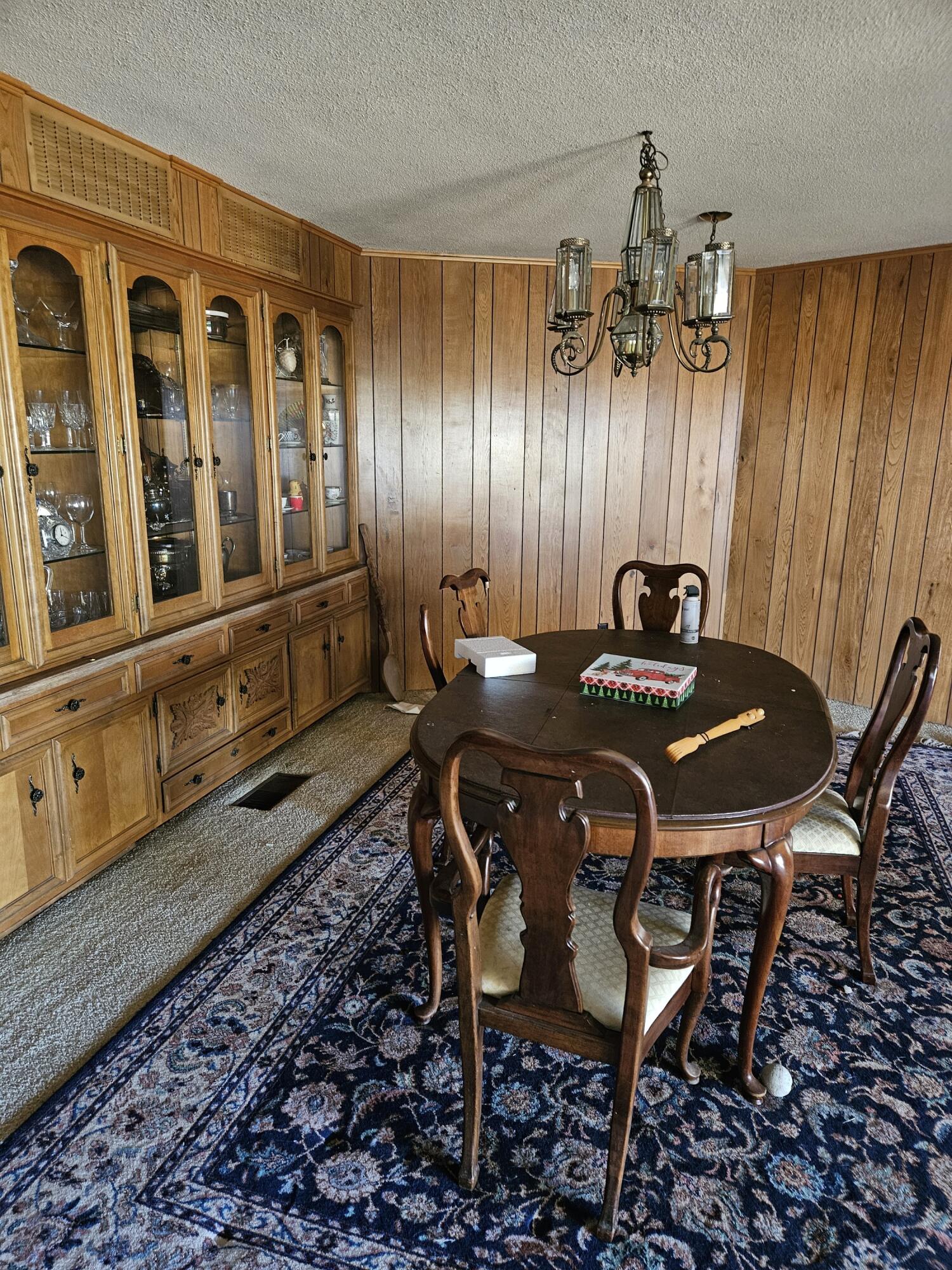 1431 Hillcrest Dr, Lindsay, CA 93247