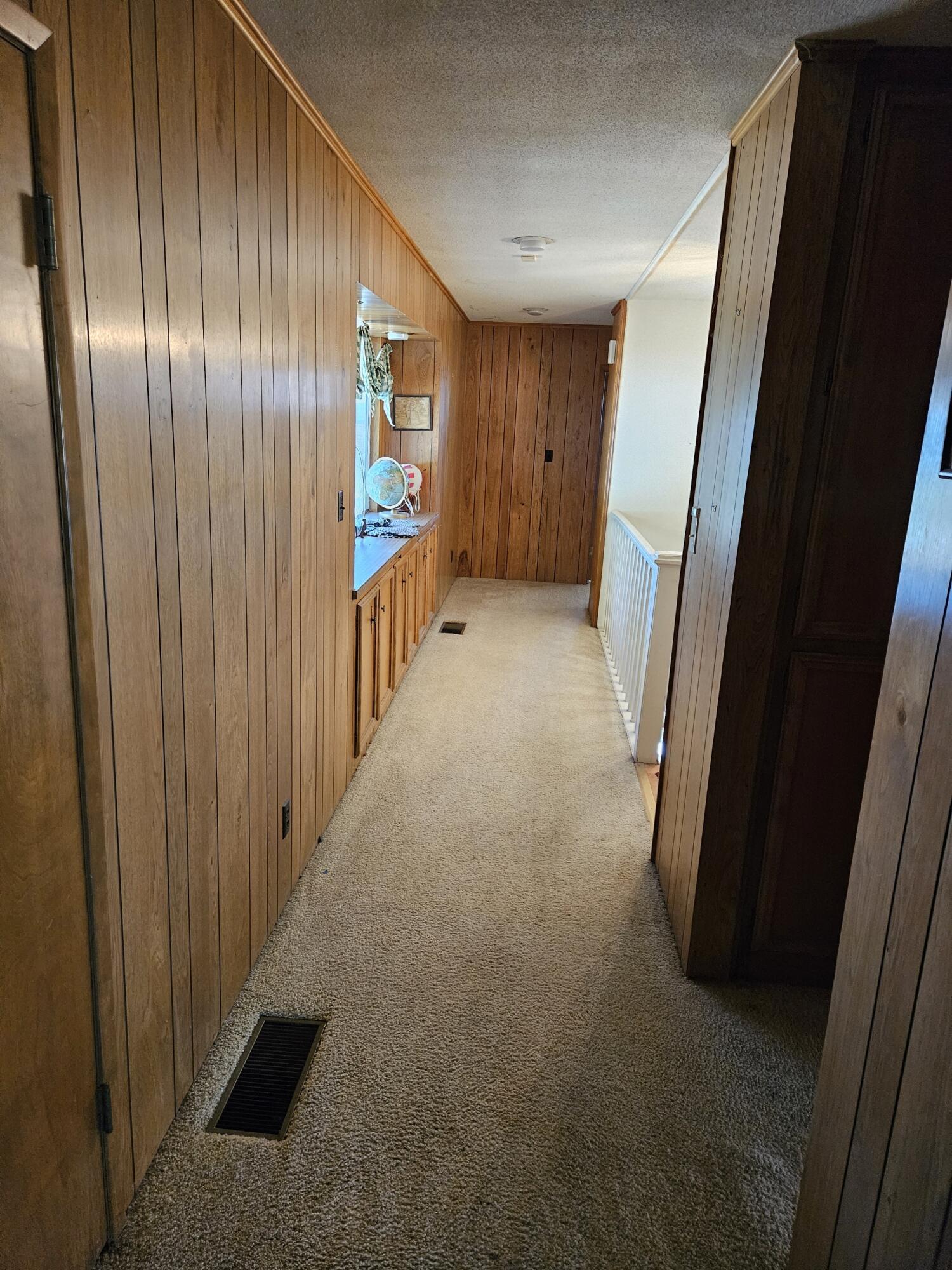 1431 Hillcrest Dr, Lindsay, CA 93247