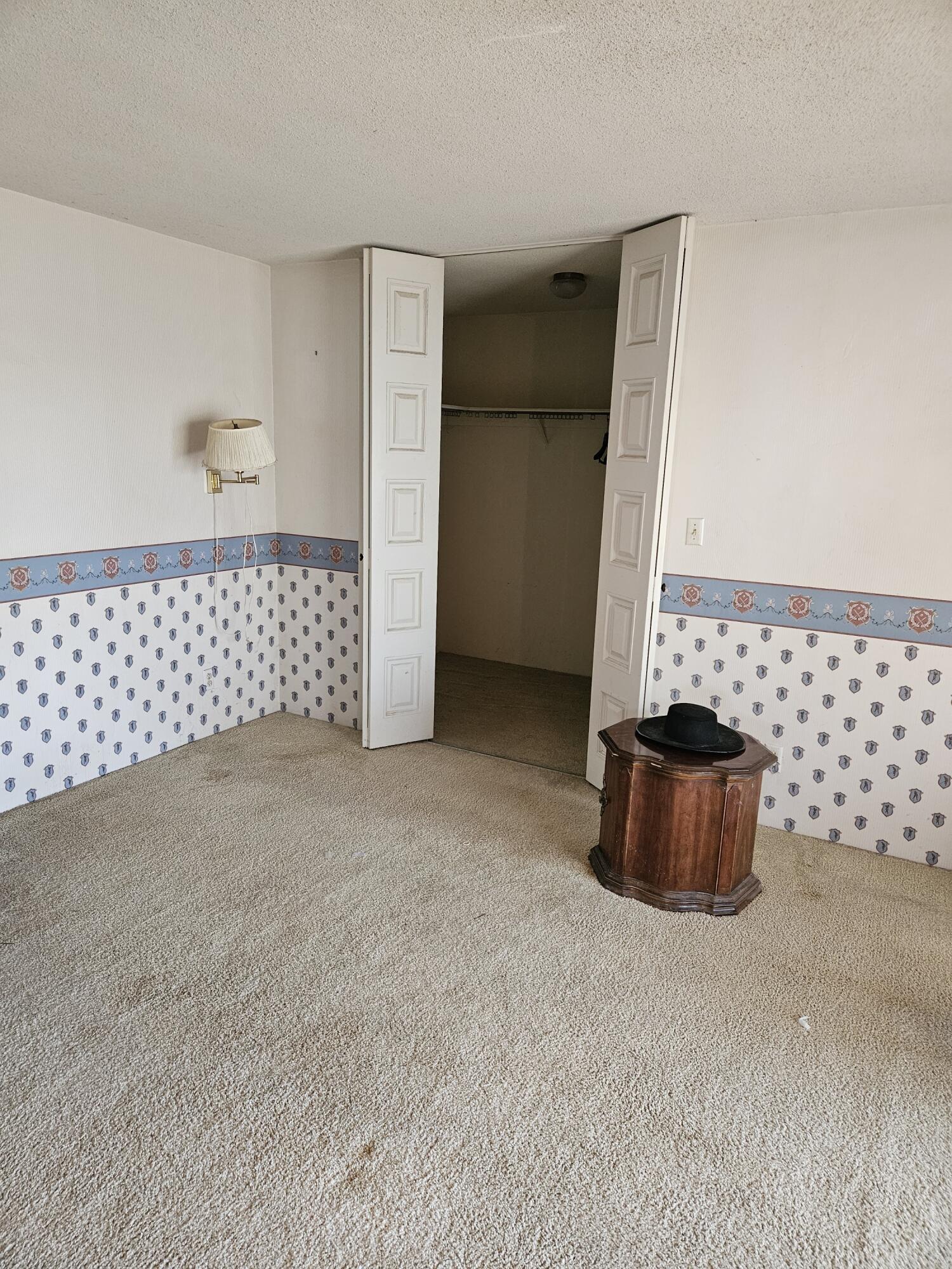 1431 Hillcrest Dr, Lindsay, CA 93247