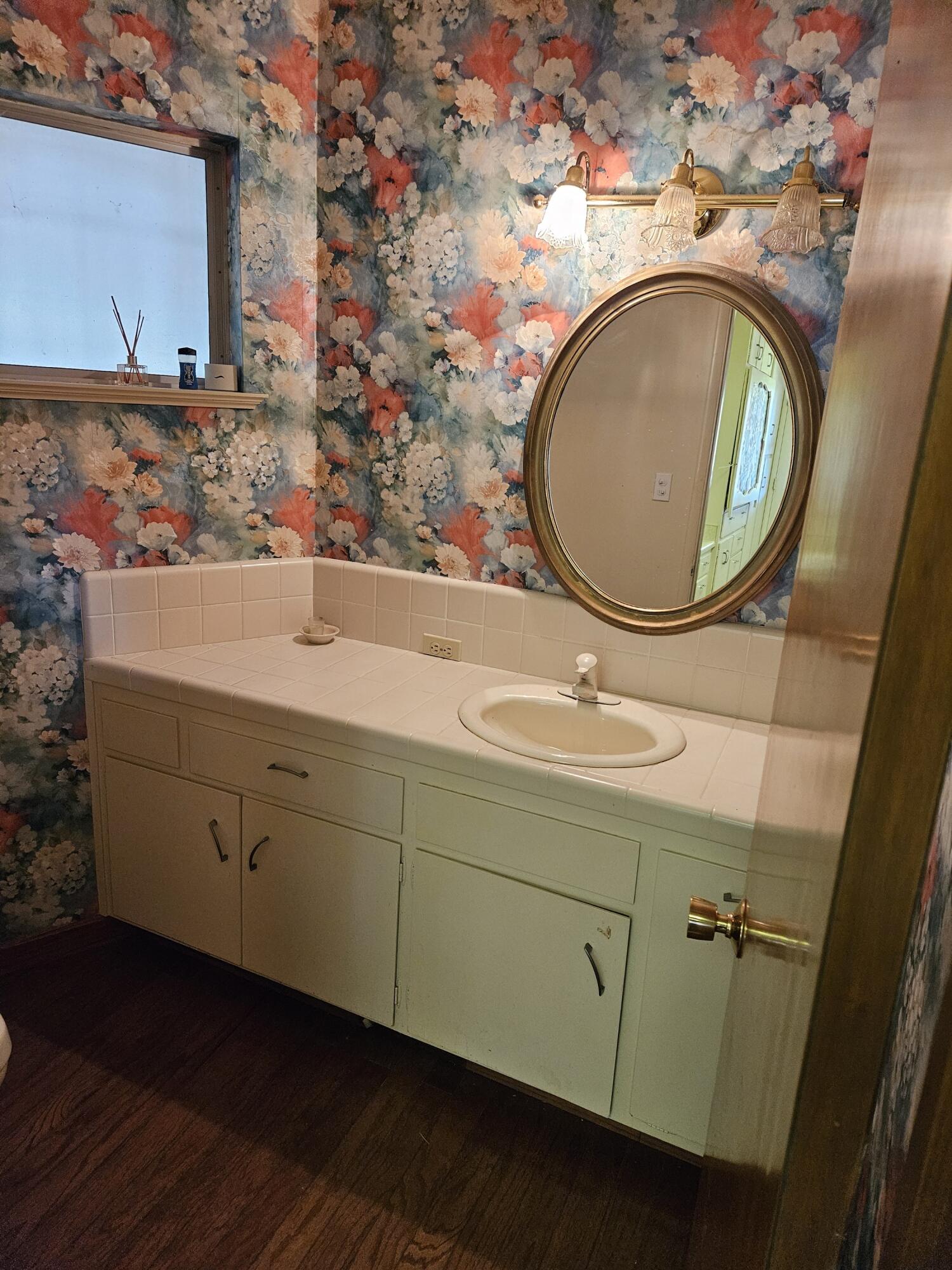 1431 Hillcrest Dr, Lindsay, CA 93247