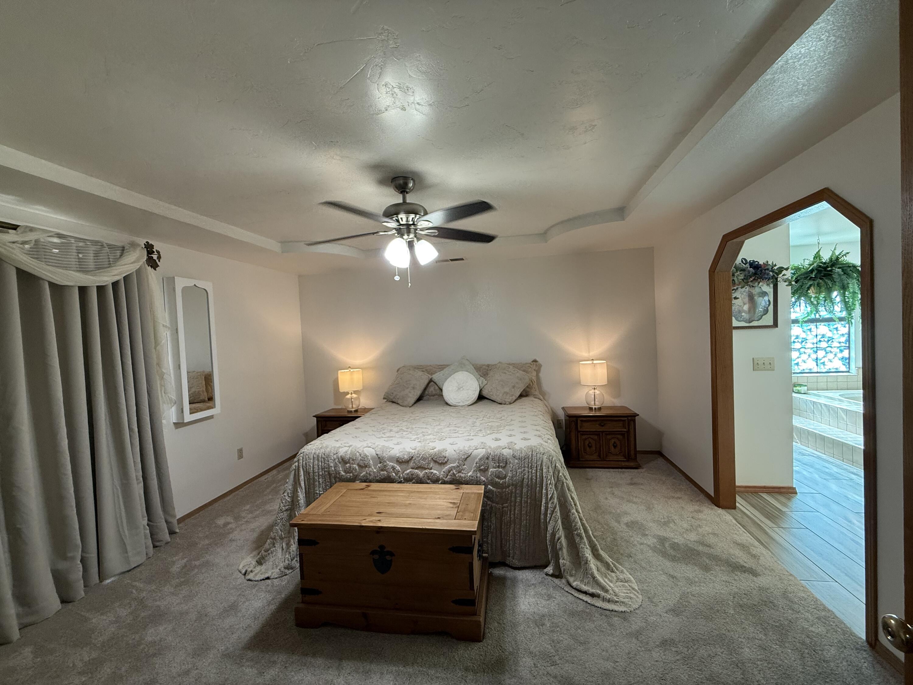 315 E Washington Ave, Tulare, CA 93274