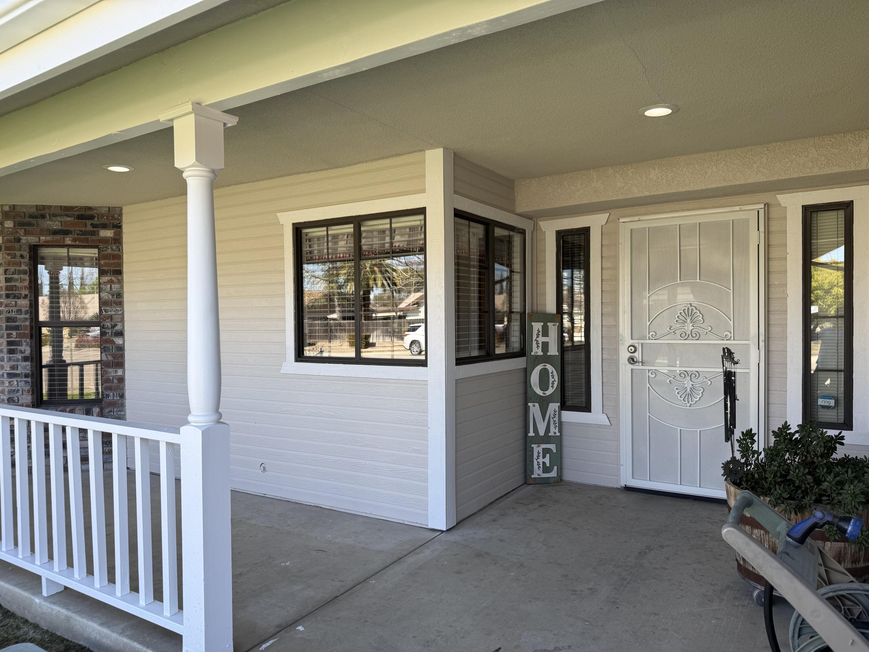 315 E Washington Ave, Tulare, CA 93274