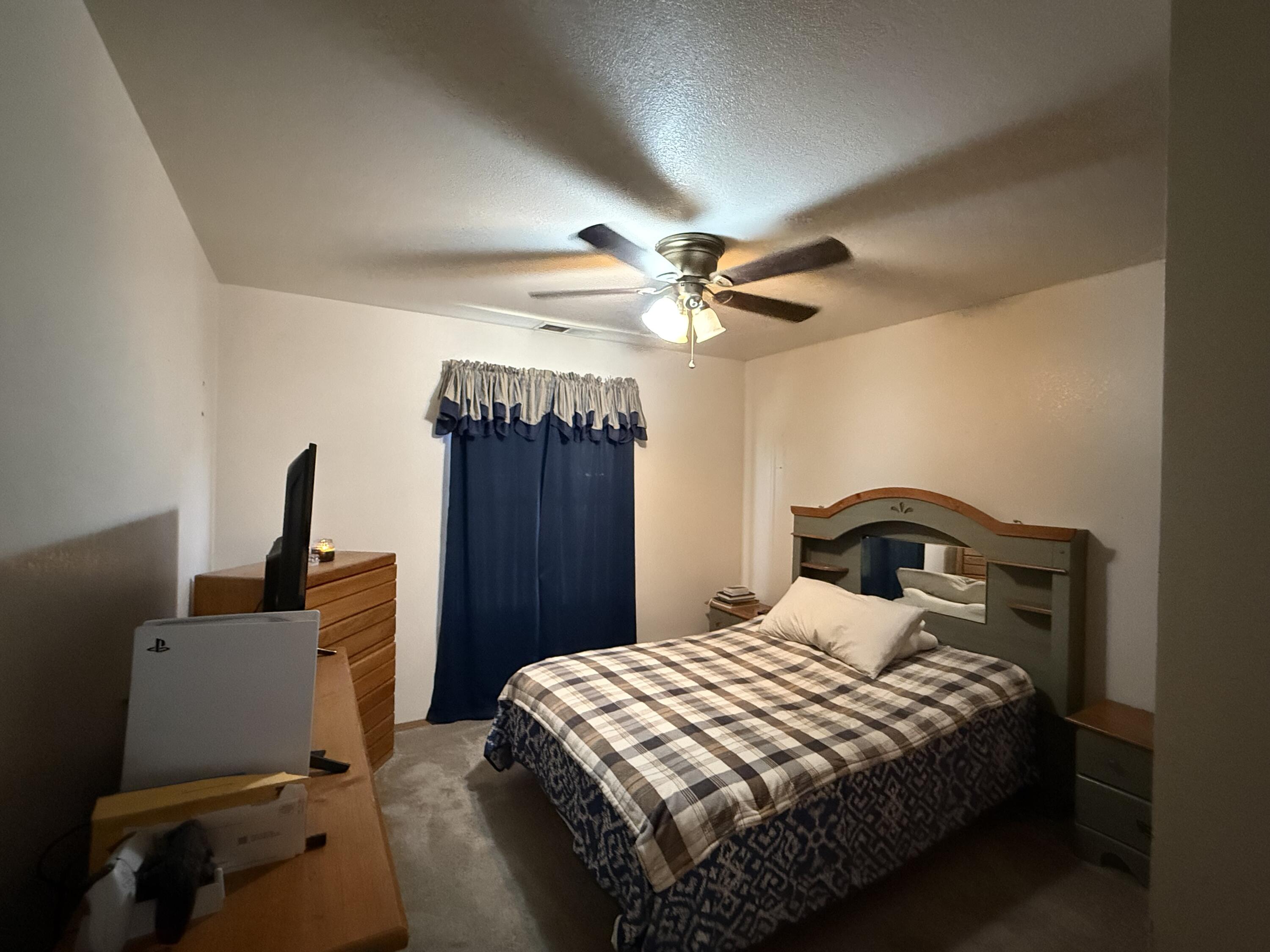 315 E Washington Ave, Tulare, CA 93274