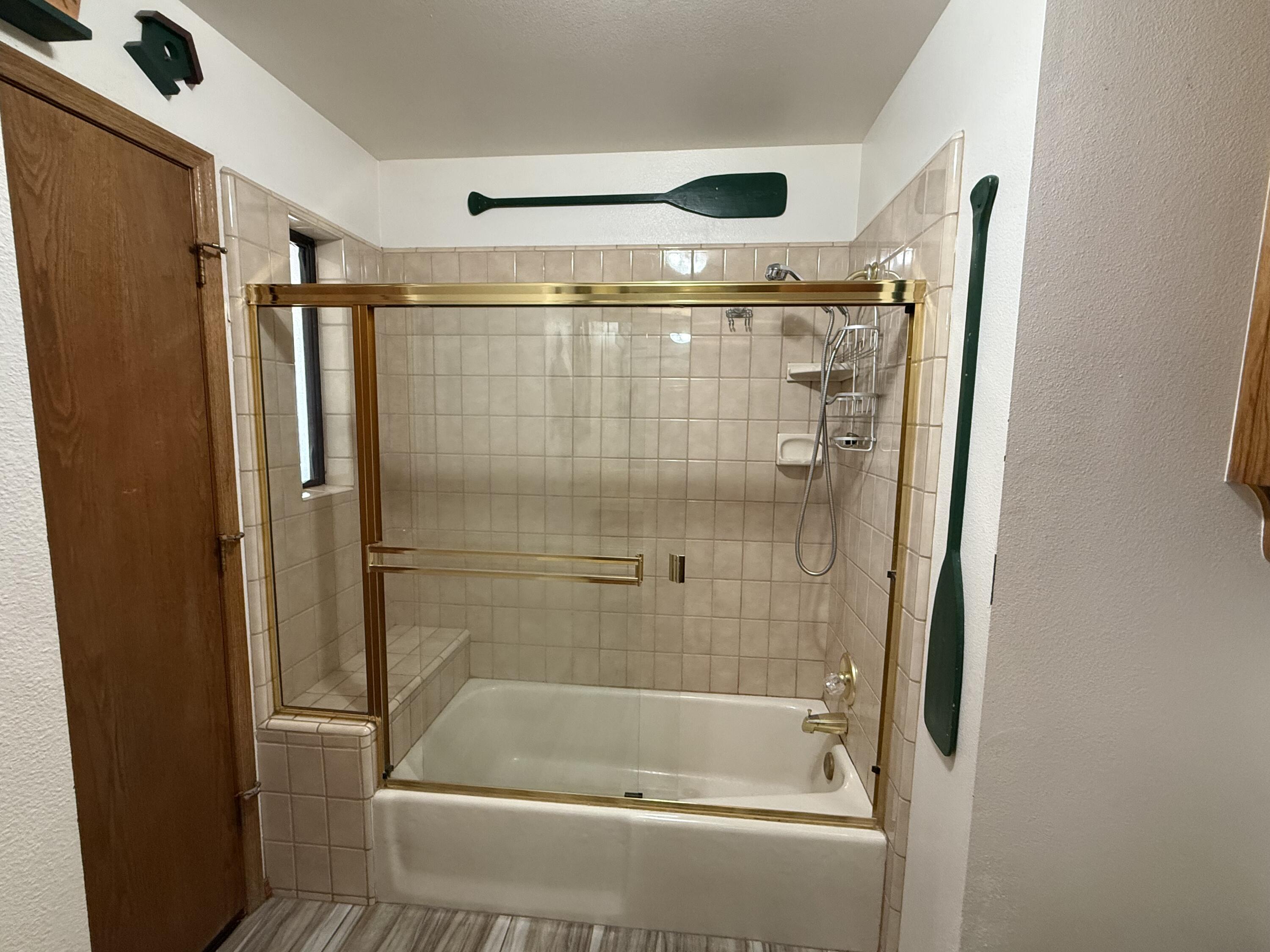 315 E Washington Ave, Tulare, CA 93274