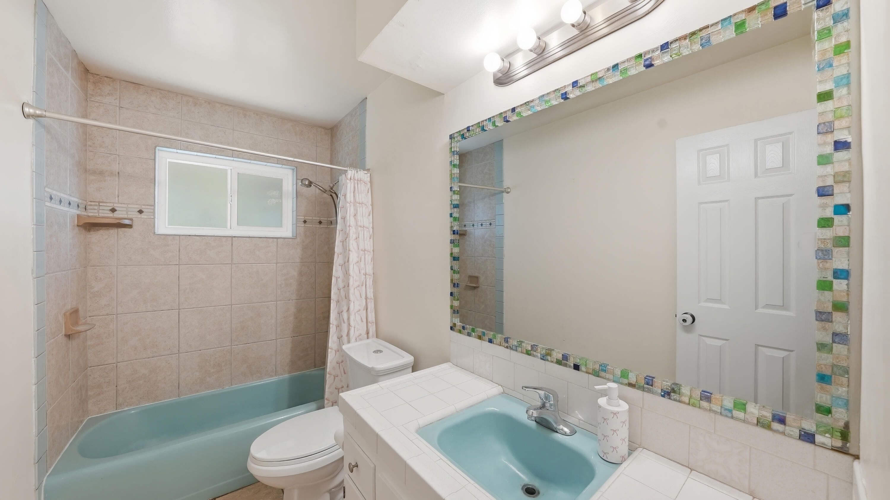 2607 W Dartmouth Ave, Visalia, CA 93277