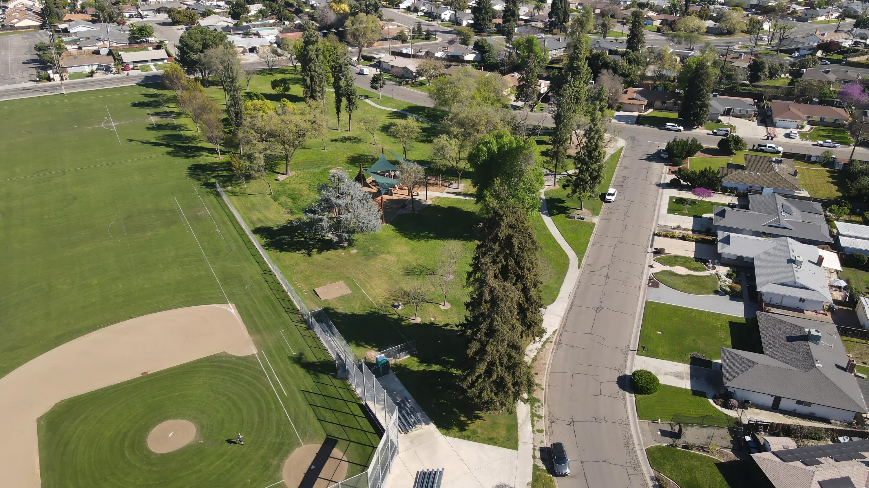 2607 W Dartmouth Ave, Visalia, CA 93277