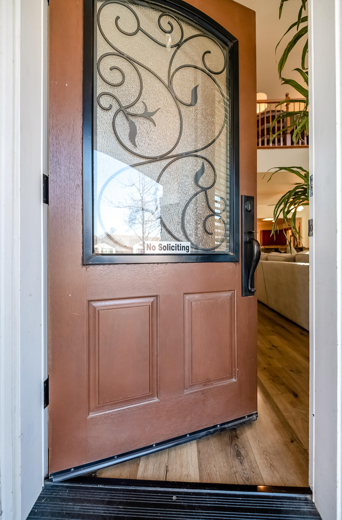 3243 W Sedona Ave, Visalia, CA 93291