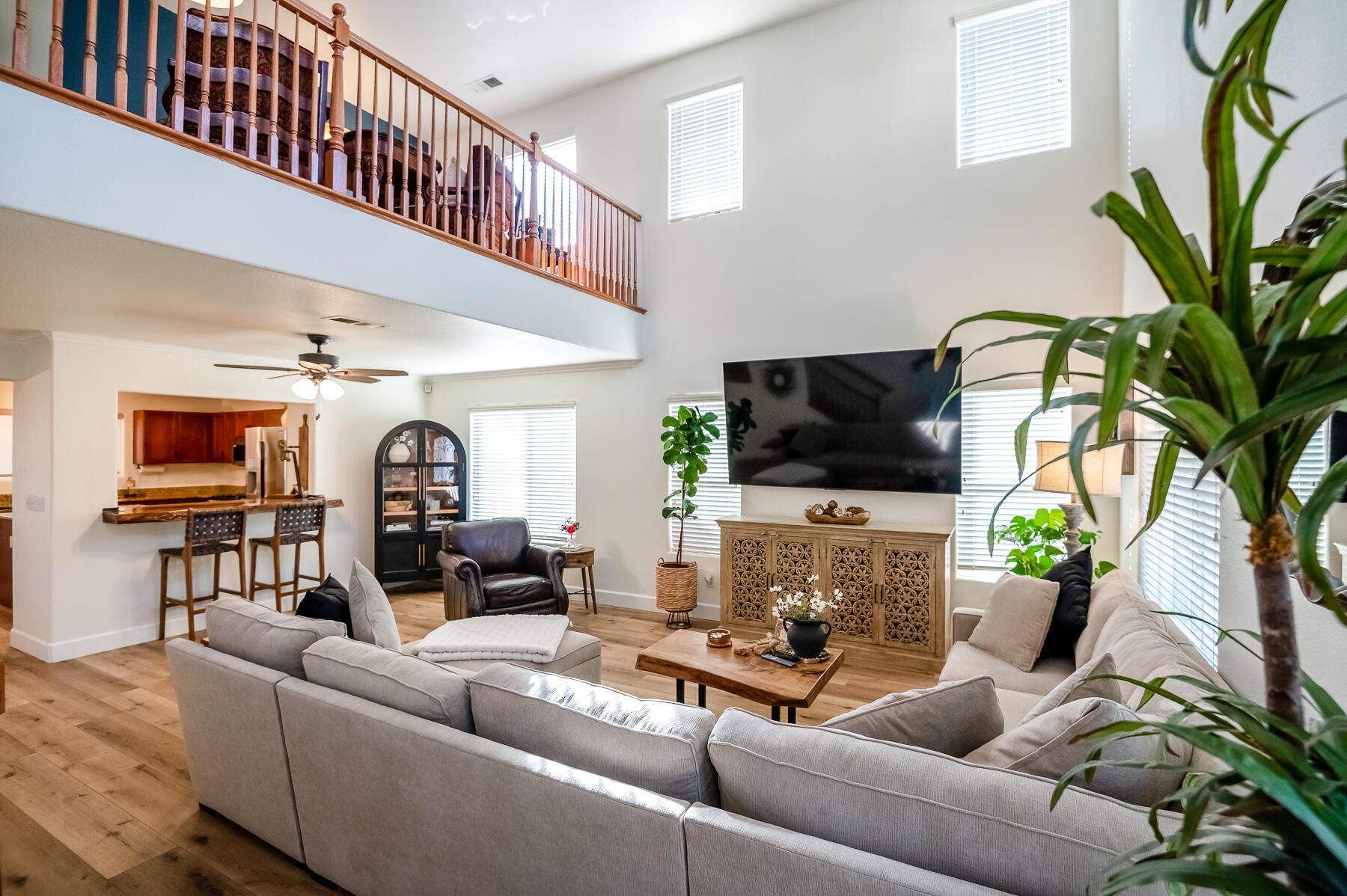 3243 W Sedona Ave, Visalia, CA 93291