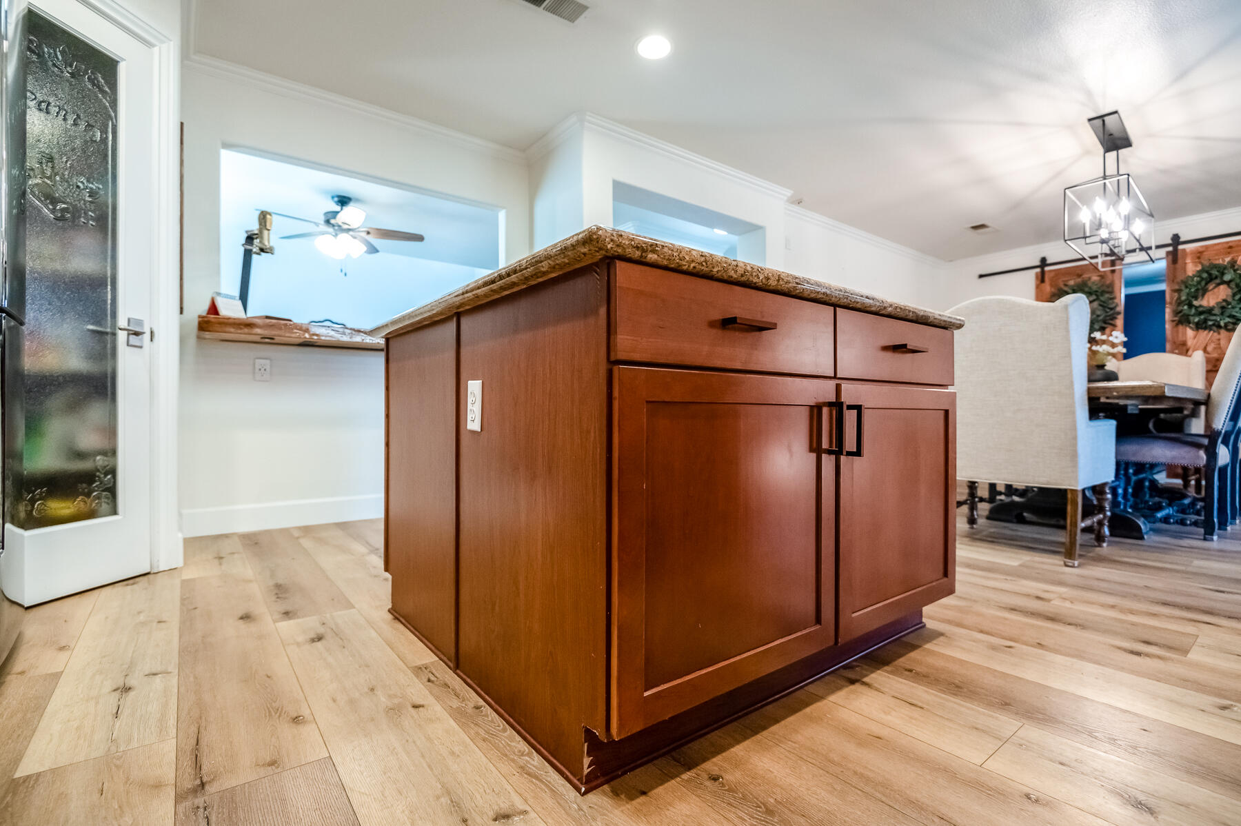 3243 W Sedona Ave, Visalia, CA 93291