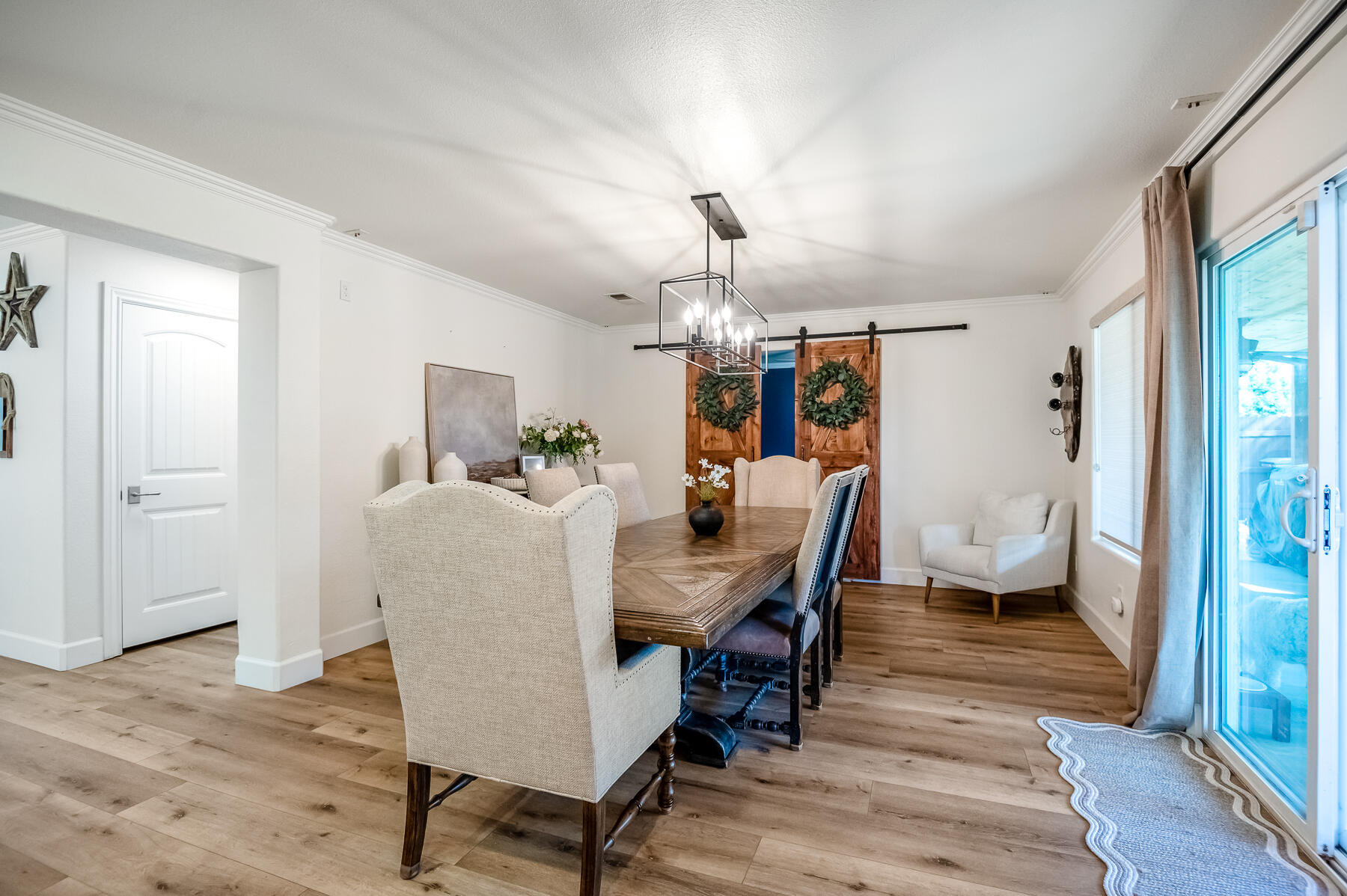 3243 W Sedona Ave, Visalia, CA 93291