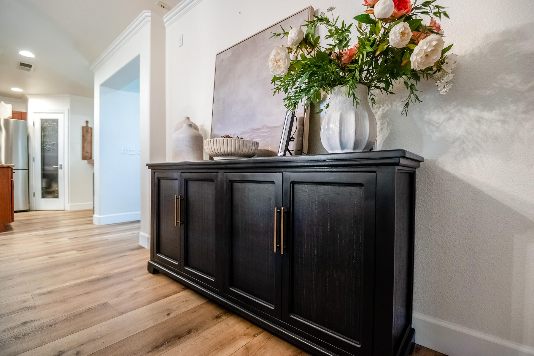 3243 W Sedona Ave, Visalia, CA 93291