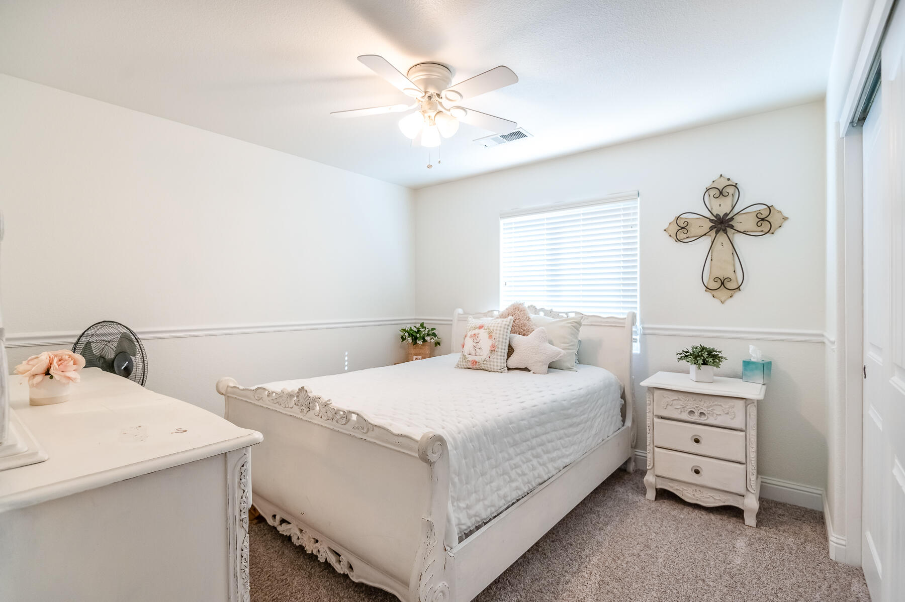 3243 W Sedona Ave, Visalia, CA 93291