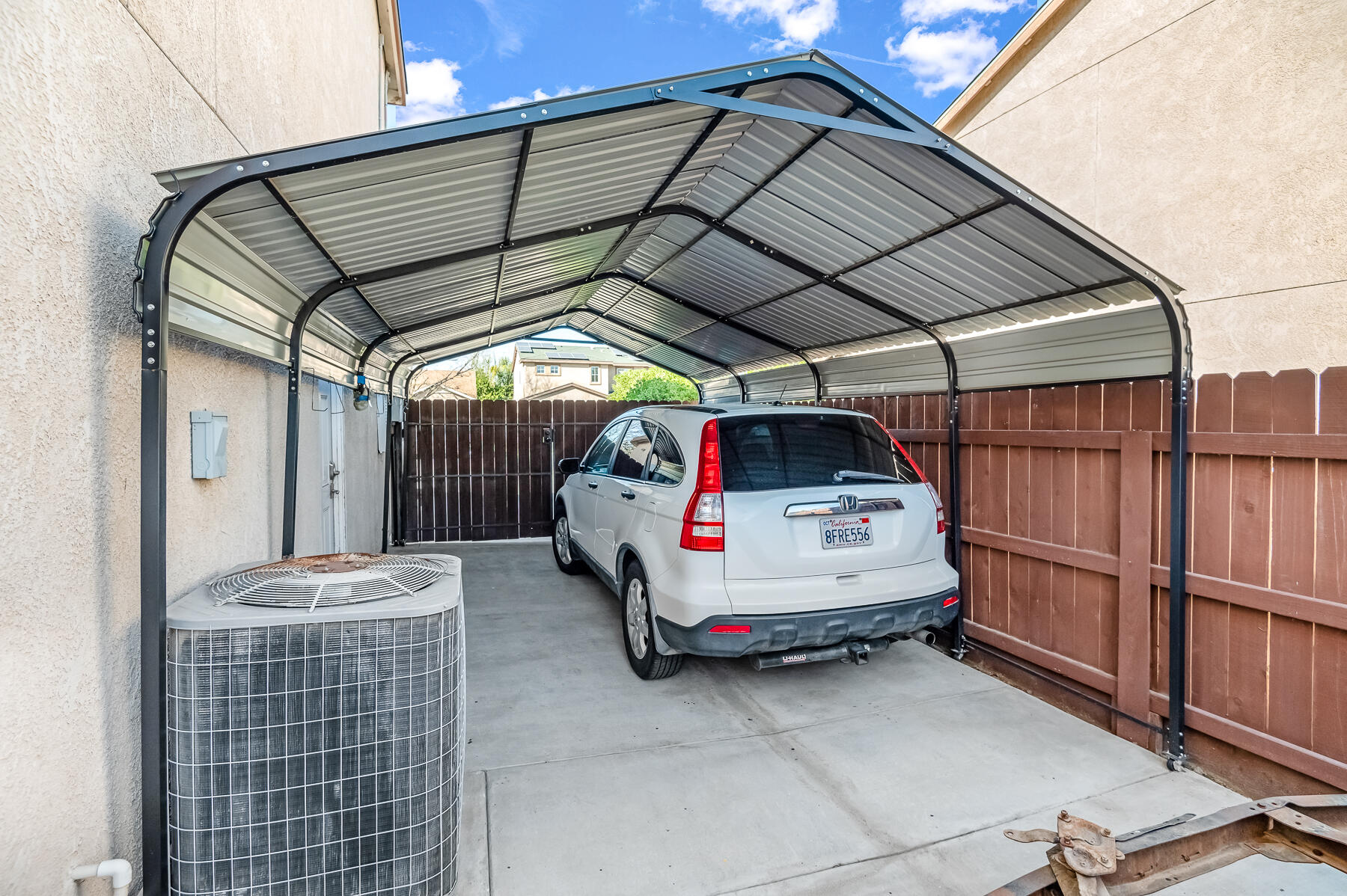 3243 W Sedona Ave, Visalia, CA 93291