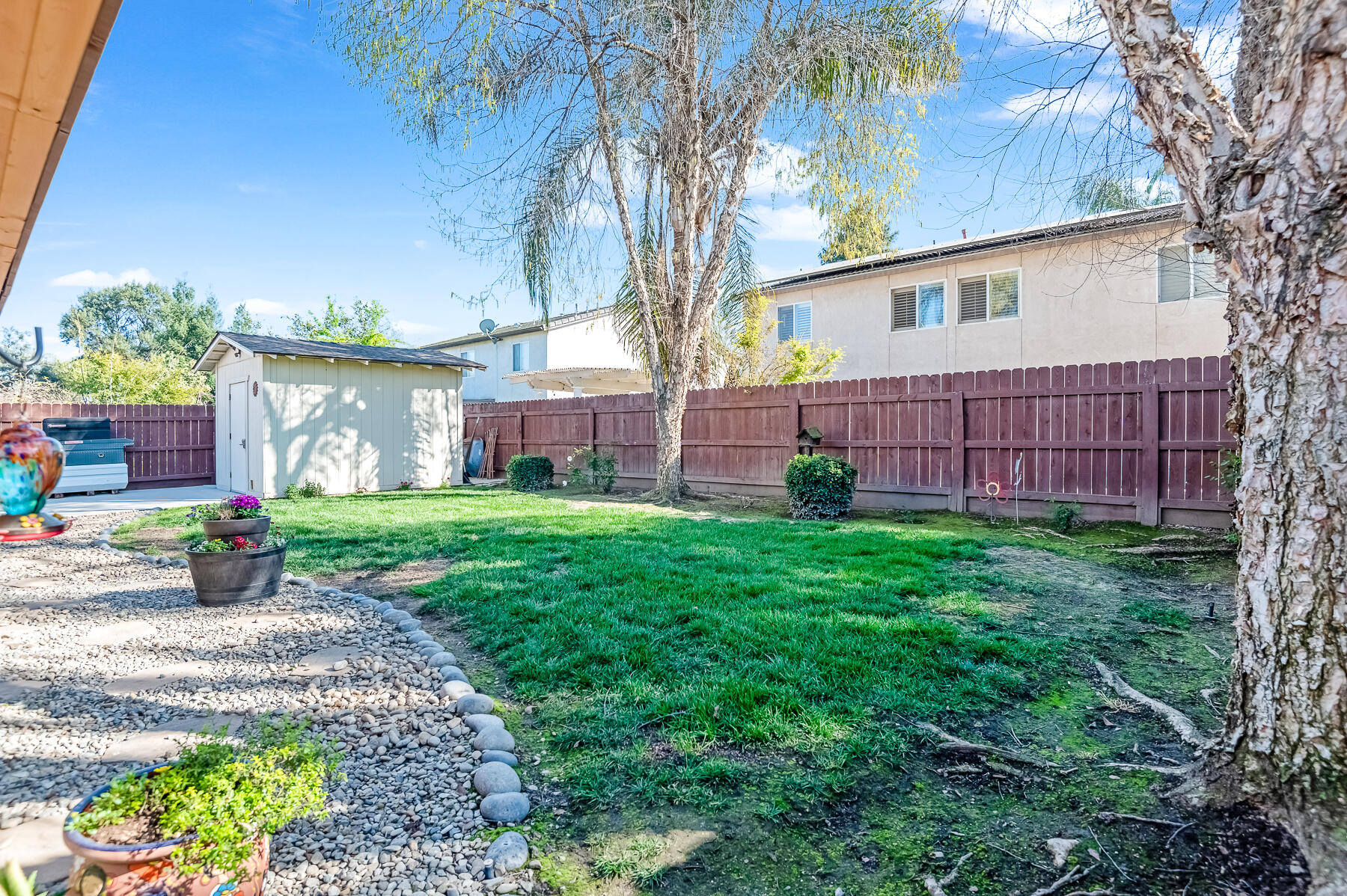 3243 W Sedona Ave, Visalia, CA 93291