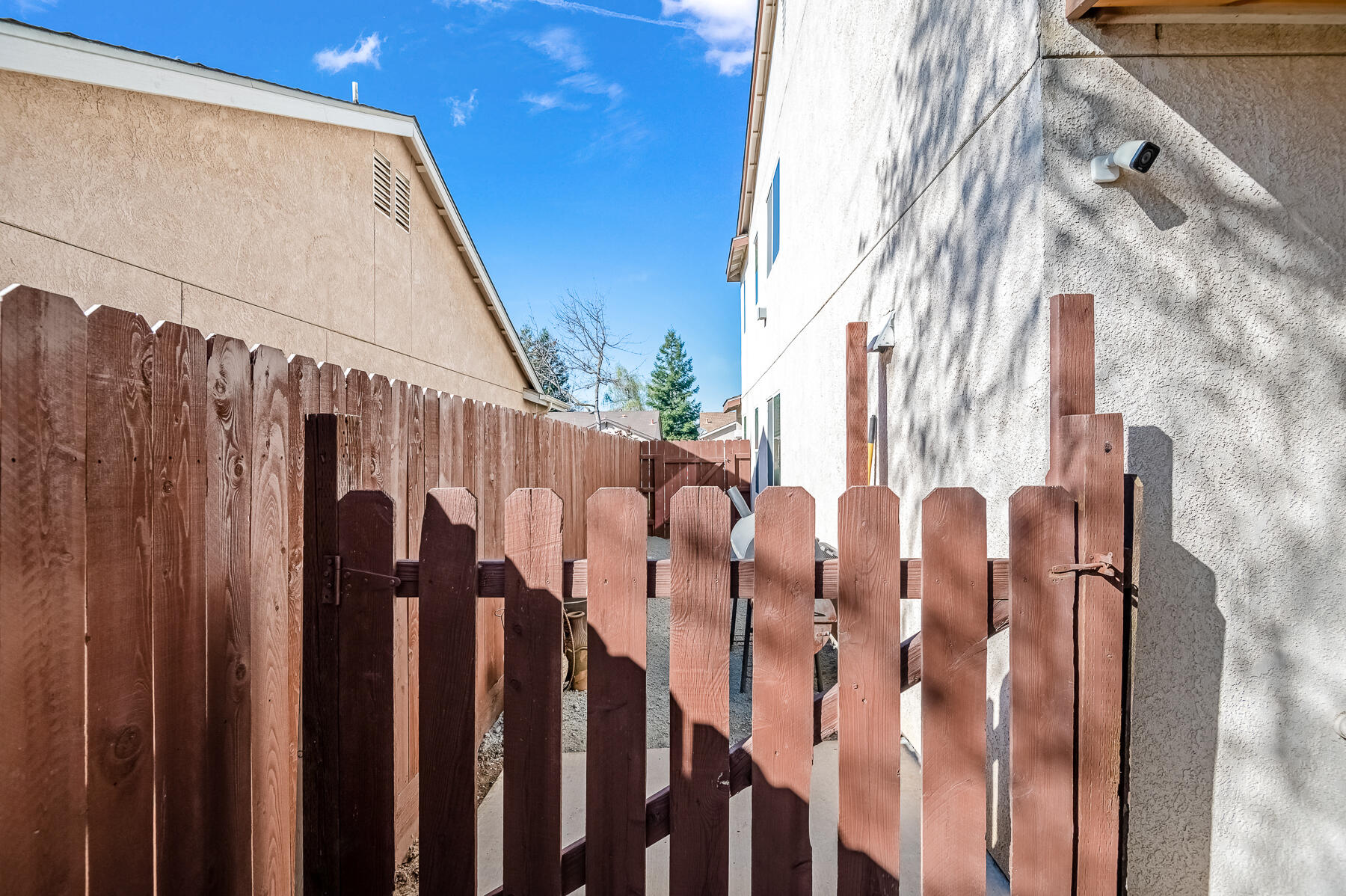 3243 W Sedona Ave, Visalia, CA 93291