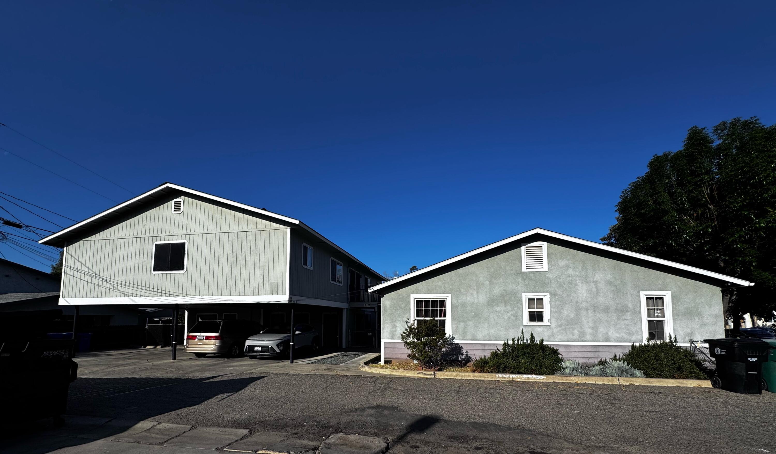 253 W Belleview Ave, Porterville, CA 93257