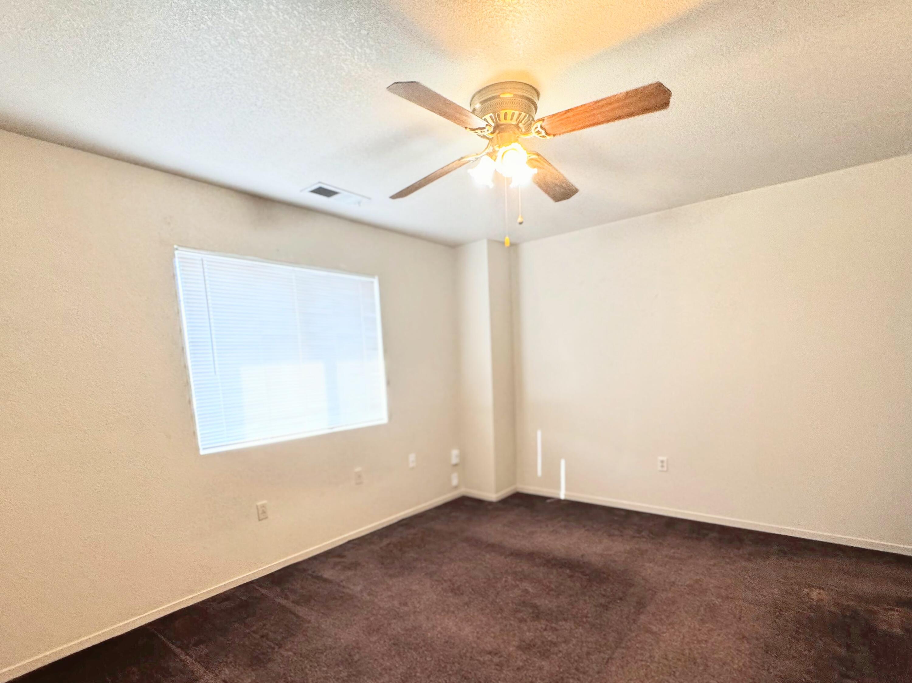 253 W Belleview Ave, Porterville, CA 93257