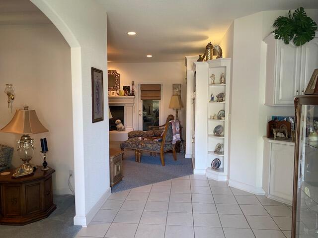 1110 Grove Dr, Tulare, CA 93274