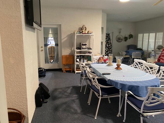 1110 Grove Dr, Tulare, CA 93274