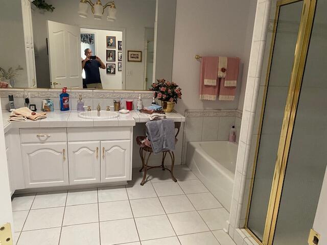 1110 Grove Dr, Tulare, CA 93274