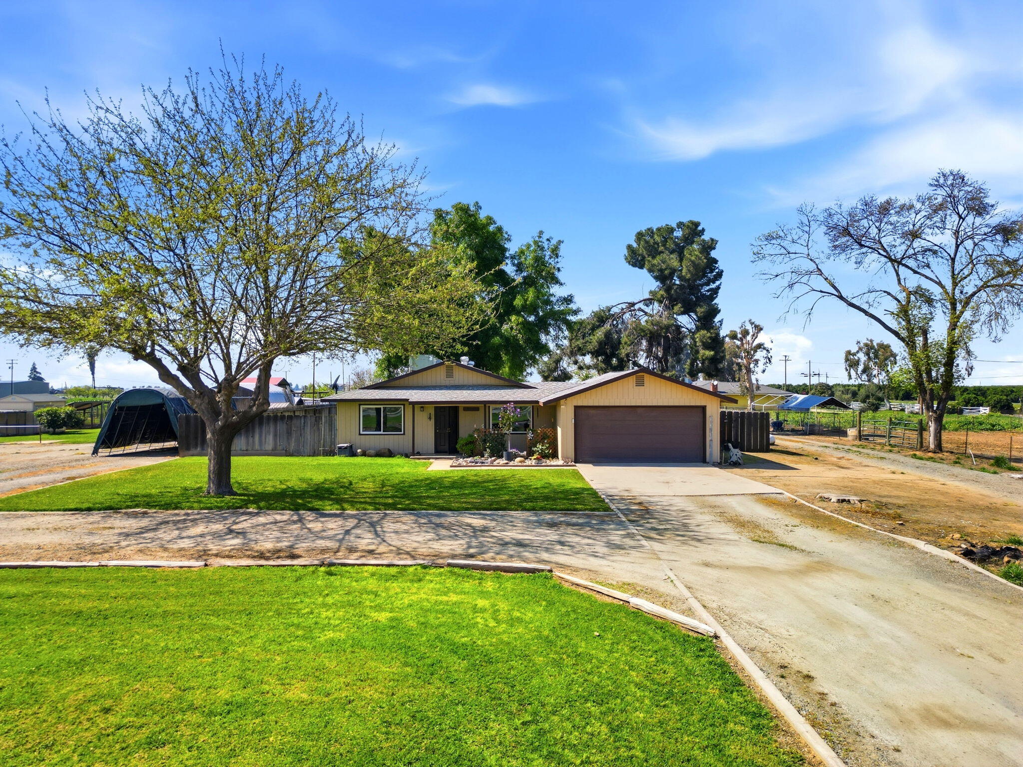 24141 Ave 120, Porterville, CA 93257