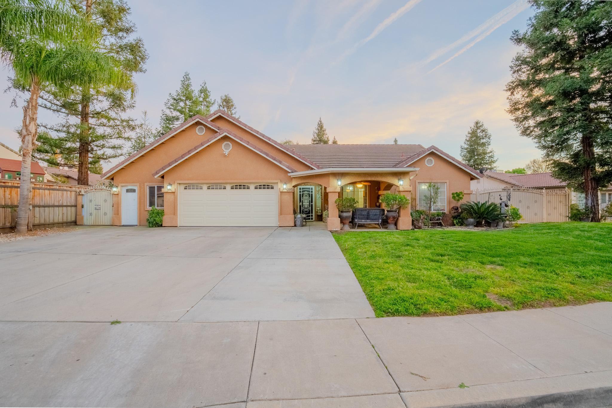 3931 E Elowin Ave, Visalia, CA 93292