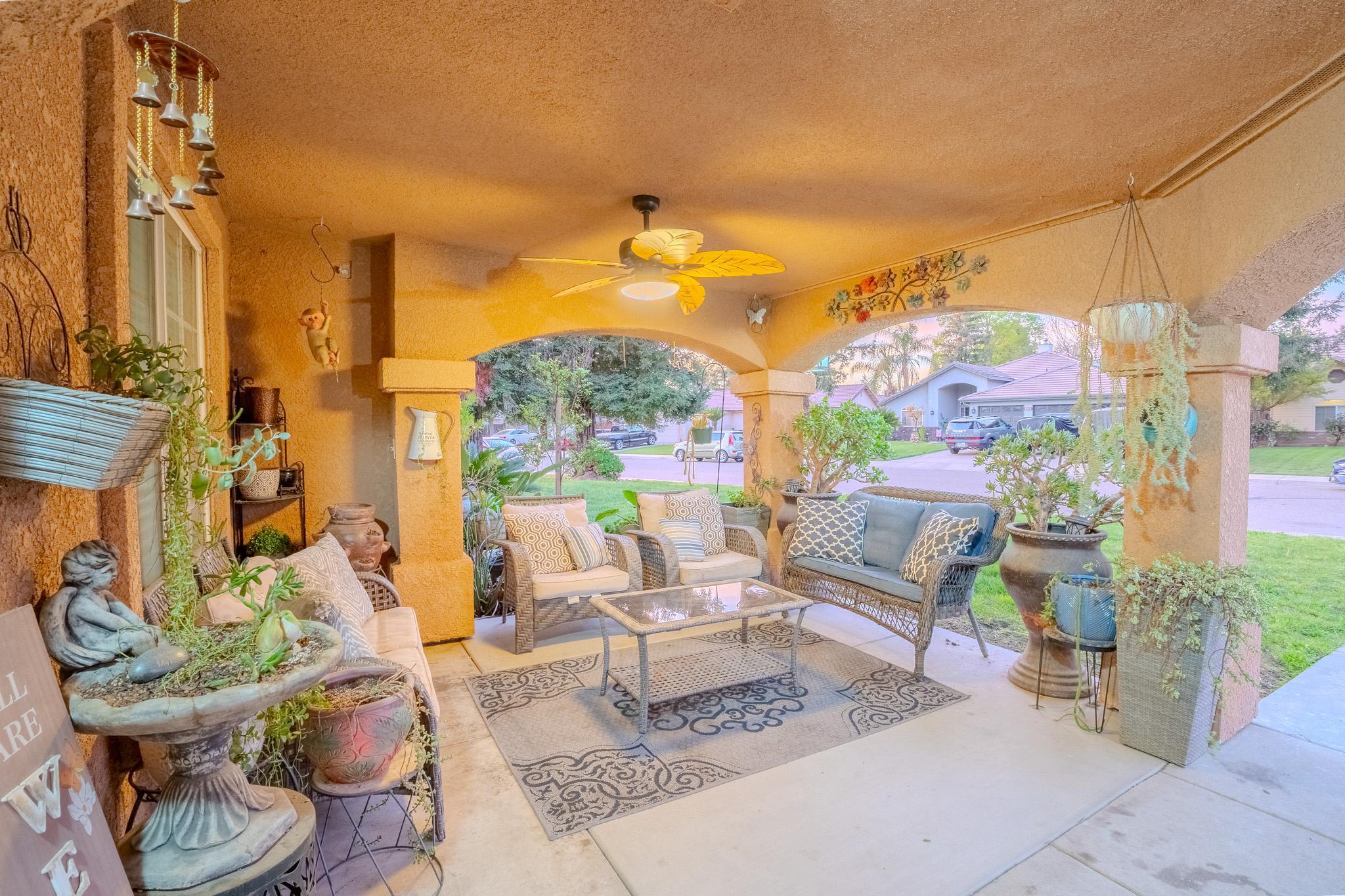 3931 E Elowin Ave, Visalia, CA 93292