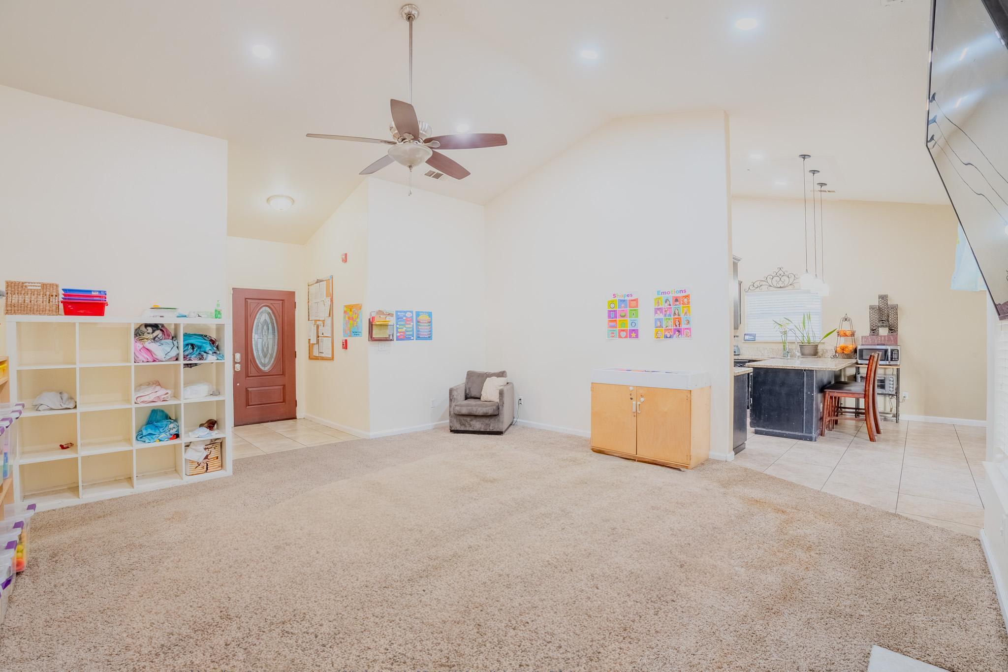 3931 E Elowin Ave, Visalia, CA 93292