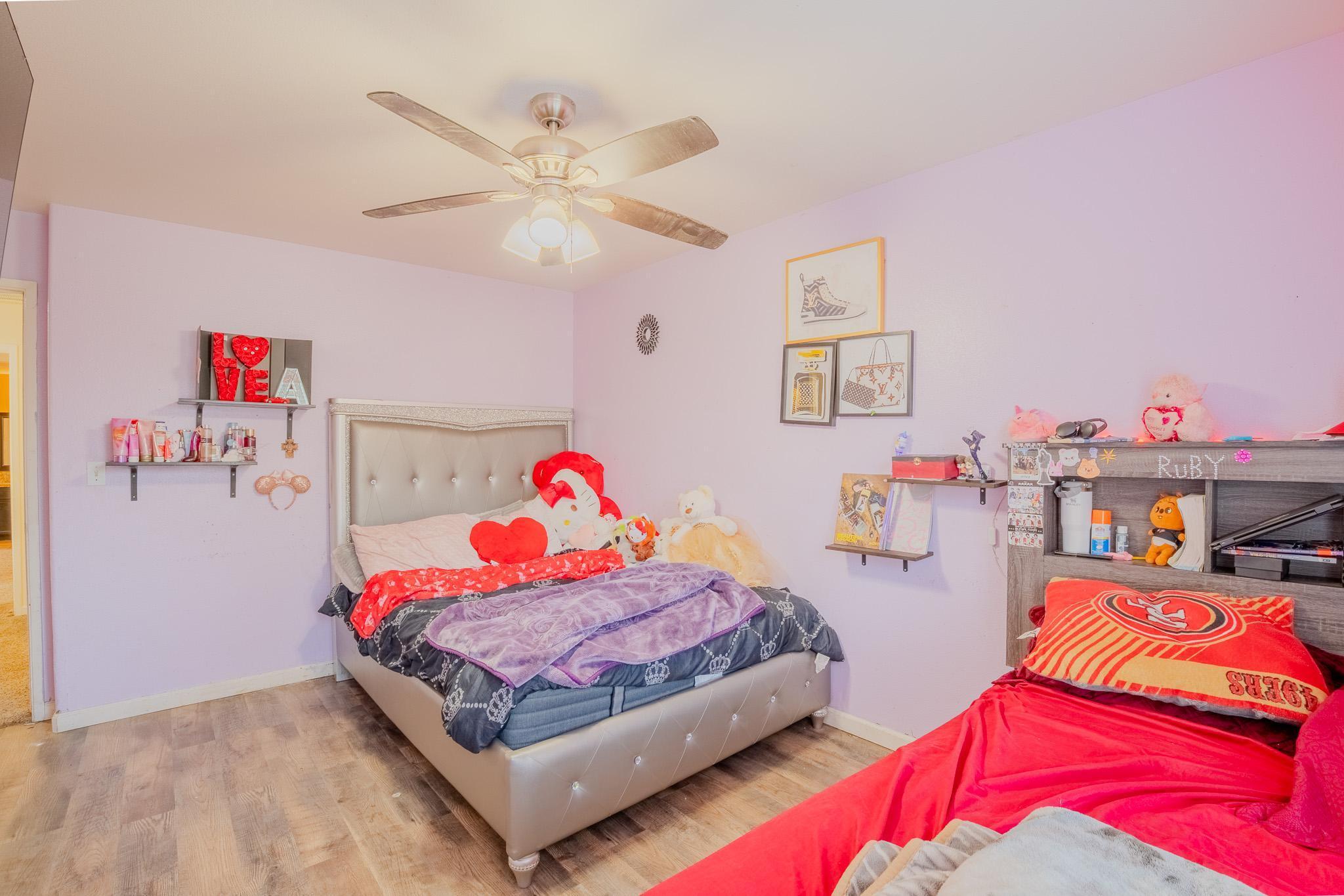 3931 E Elowin Ave, Visalia, CA 93292