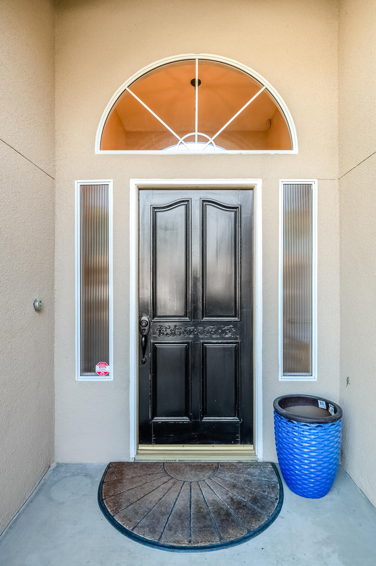 6001 W Mary Ct, Visalia, CA 93277