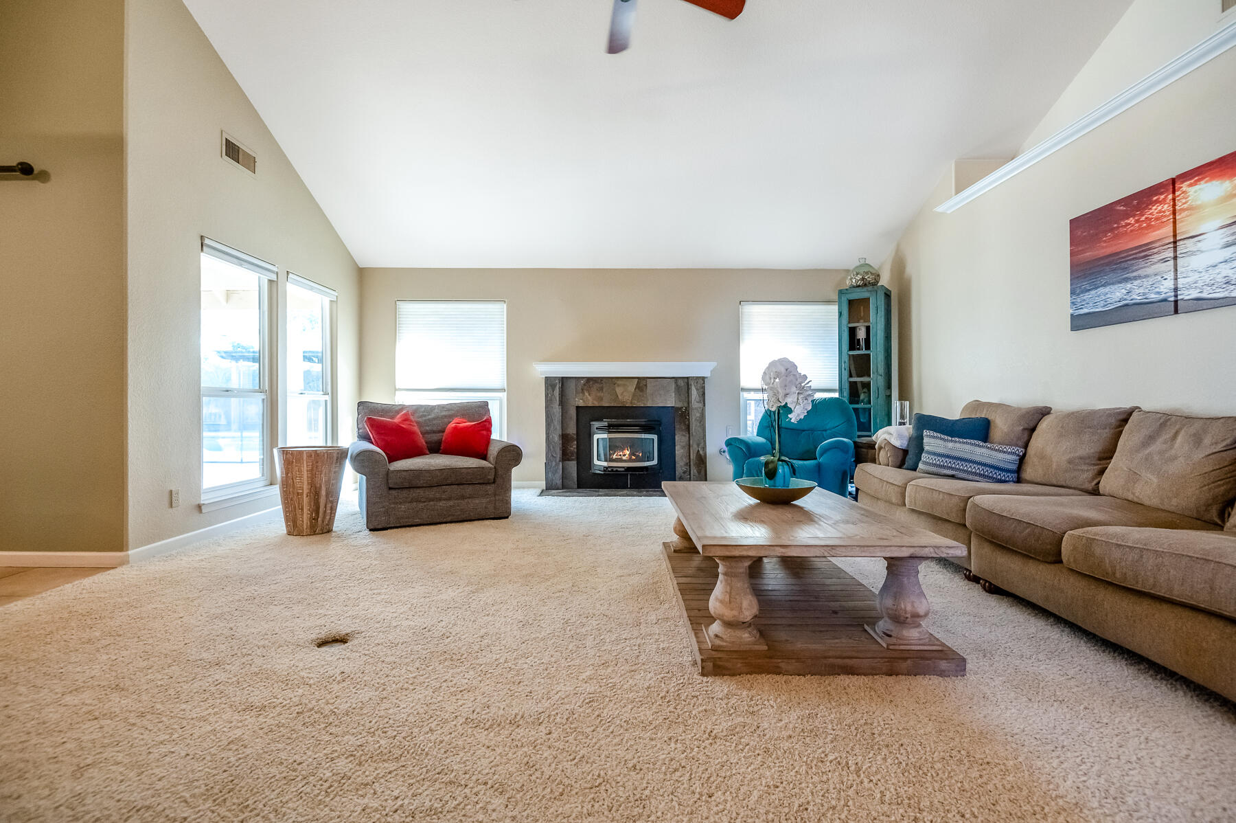 6001 W Mary Ct, Visalia, CA 93277