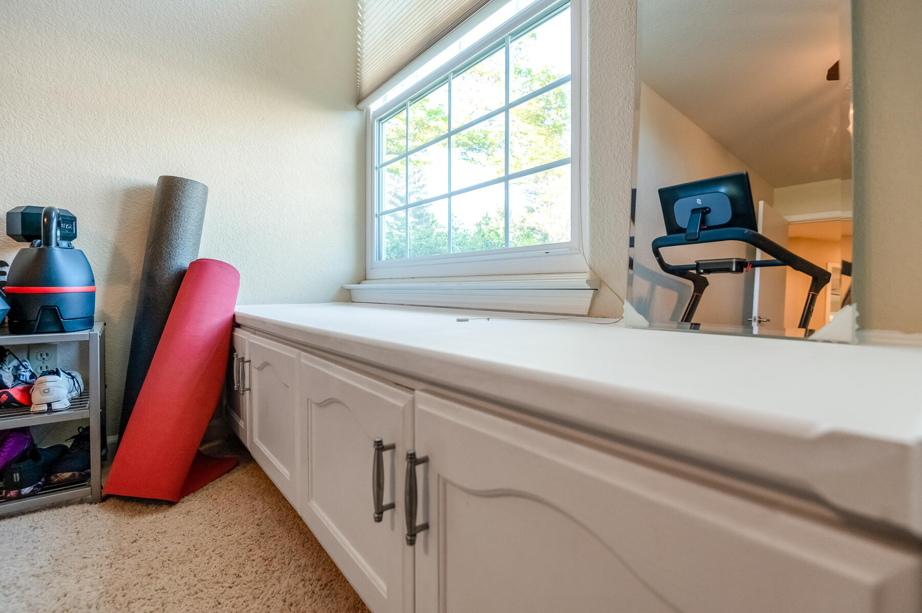 6001 W Mary Ct, Visalia, CA 93277