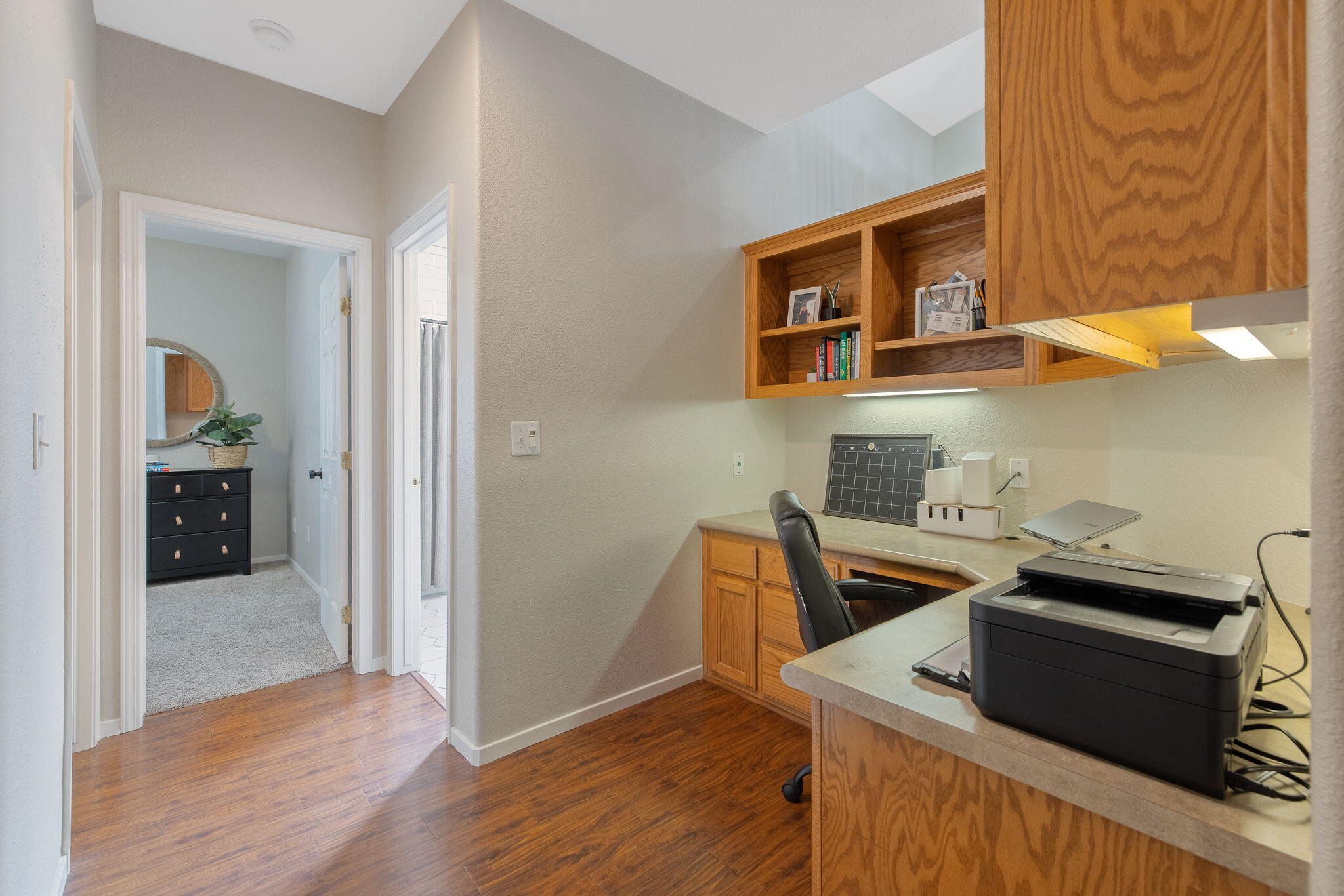 2600 W Oakridge Ave, Visalia, CA 93291