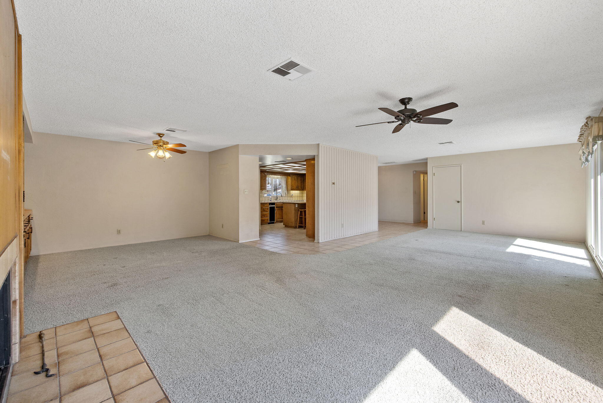 2303 W Cambridge Ave, Visalia, CA 93277