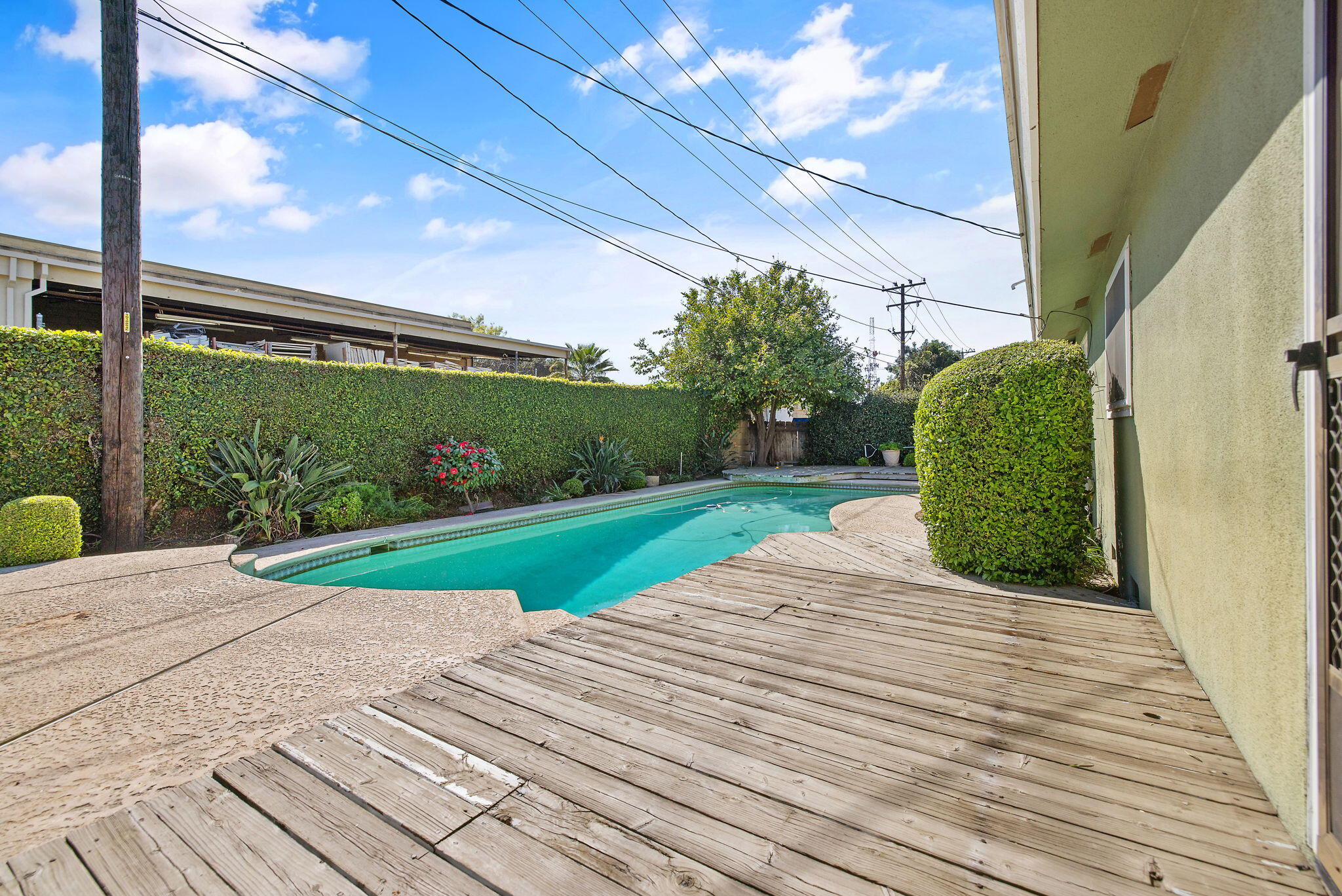 2303 W Cambridge Ave, Visalia, CA 93277