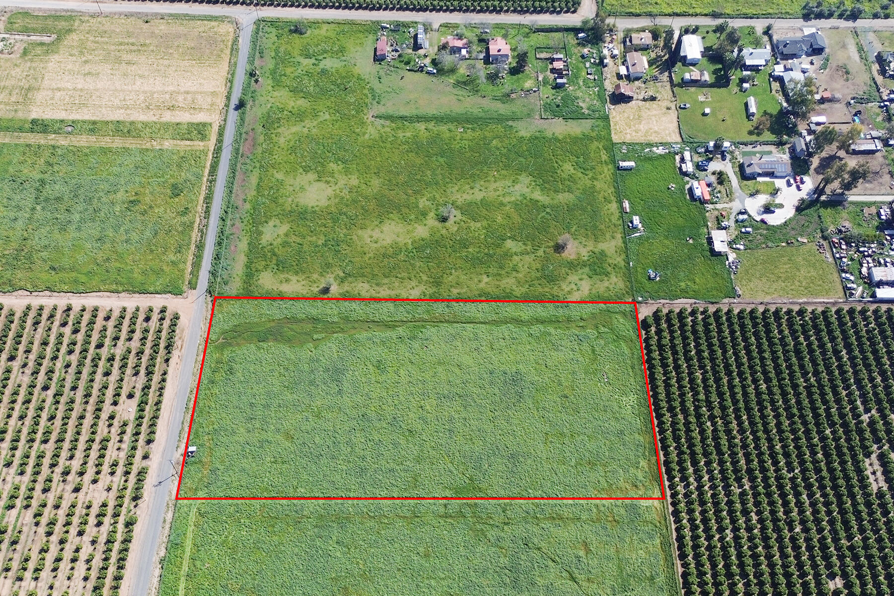 0 W Baker St, Porterville, CA 93257