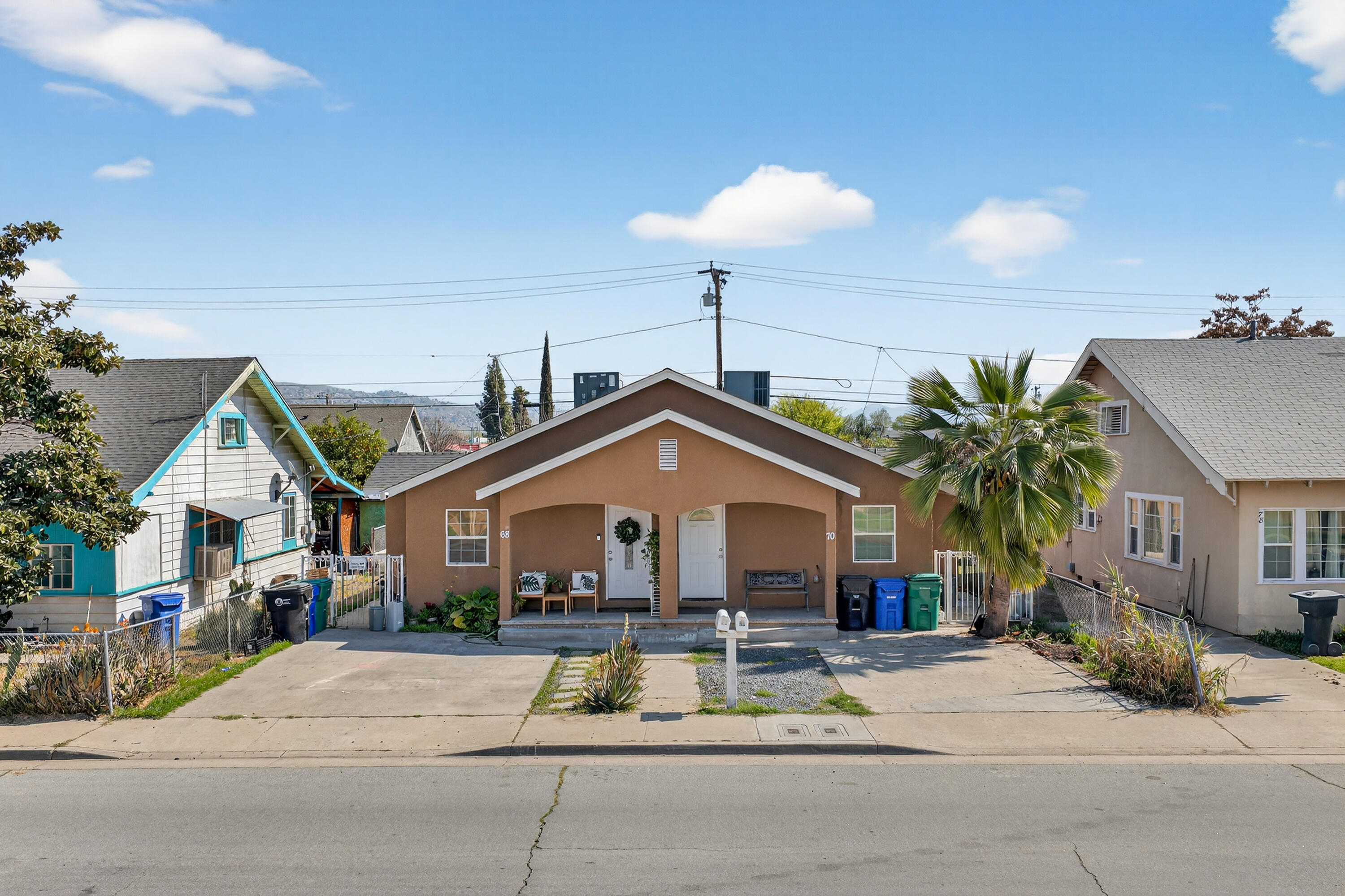 68-70 S Jaye St, Porterville, CA 93257