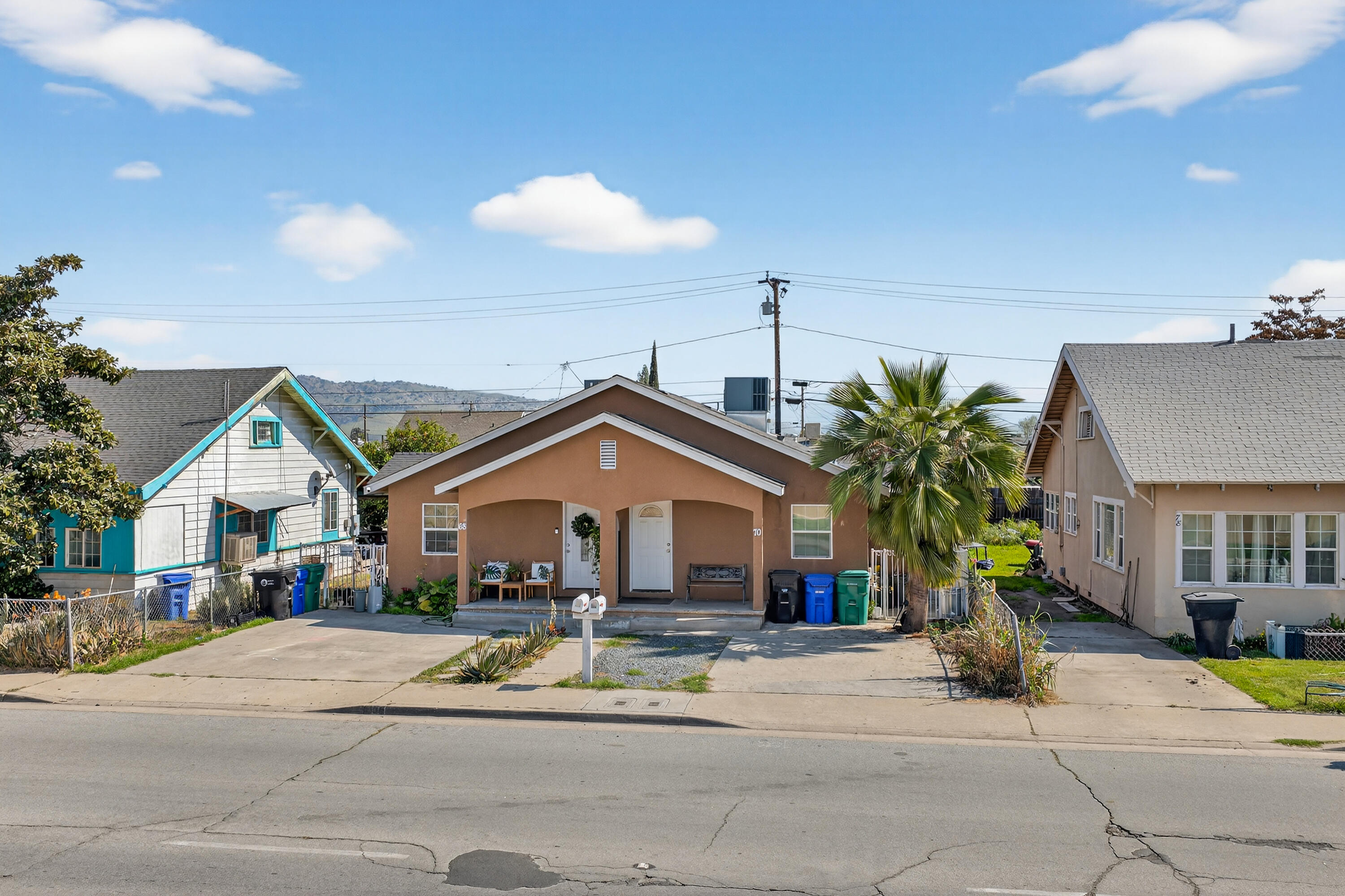 68-70 S Jaye St, Porterville, CA 93257