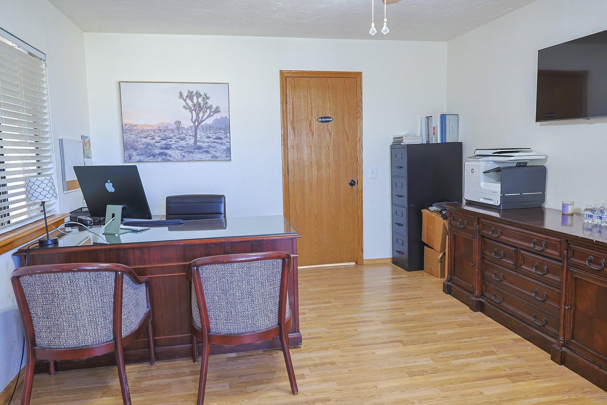 8521 Rd 256, Terra Bella, CA 93270