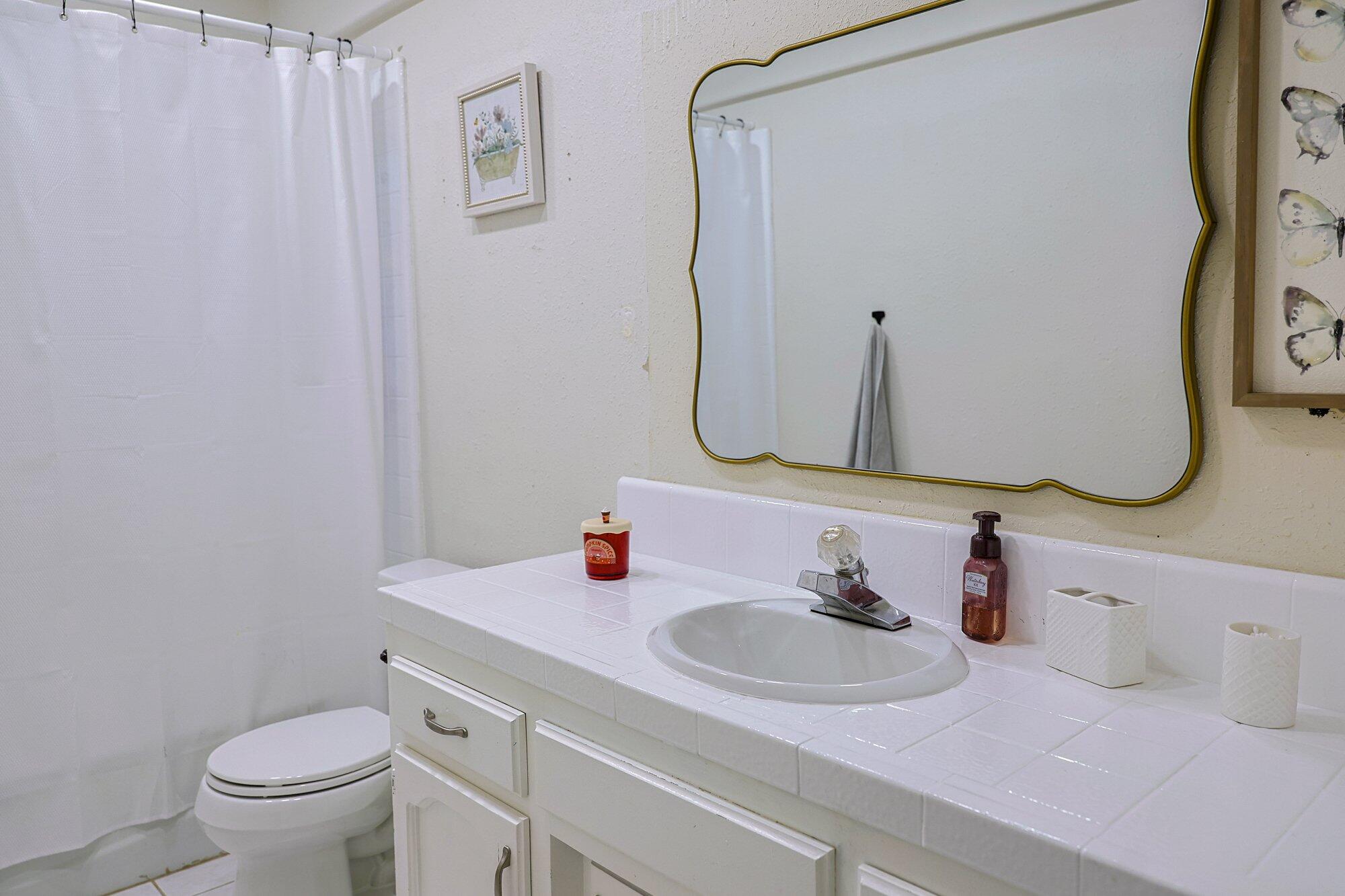 8521 Rd 256, Terra Bella, CA 93270