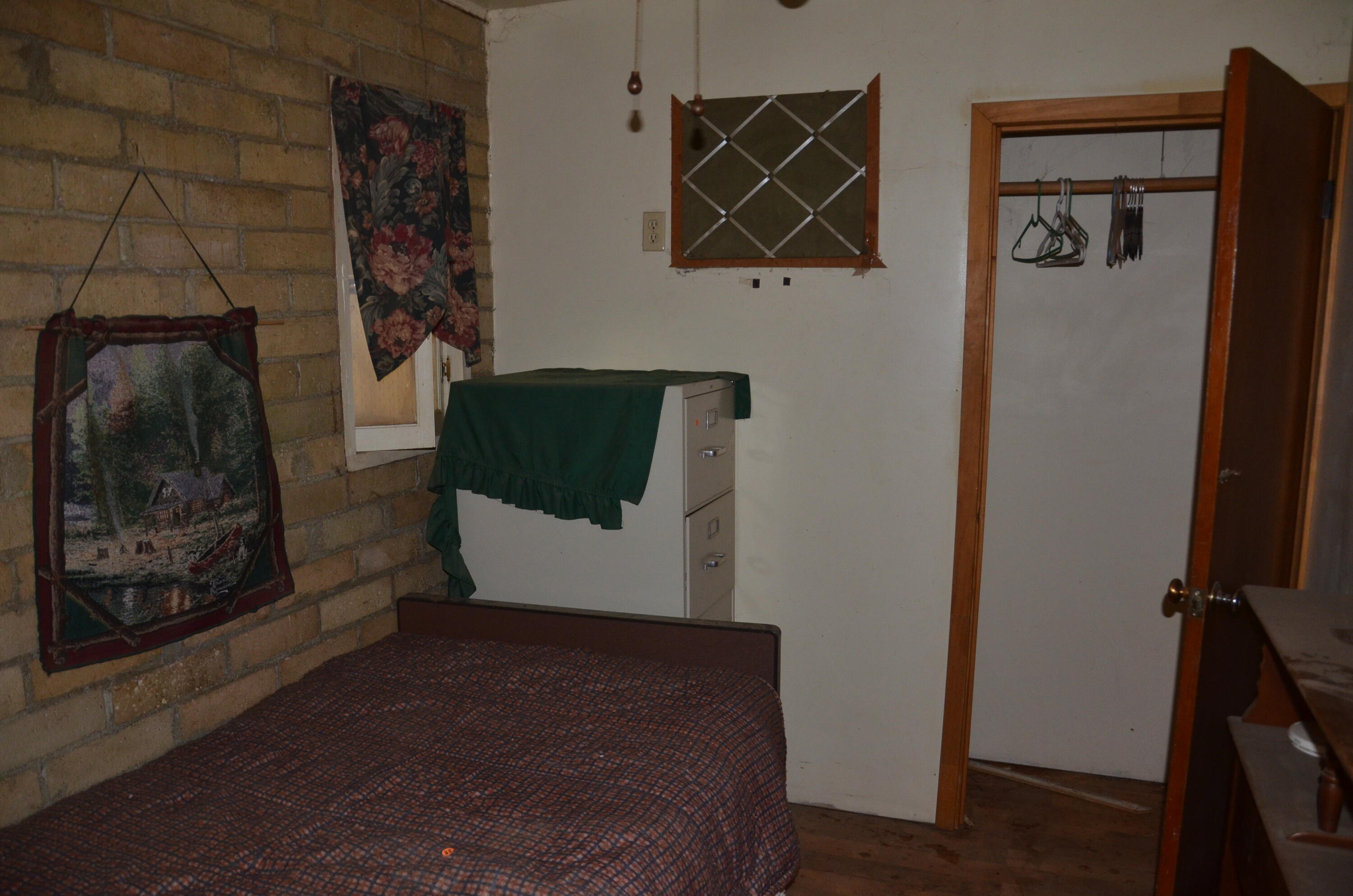 1109 N Willis St, Visalia, CA 93291