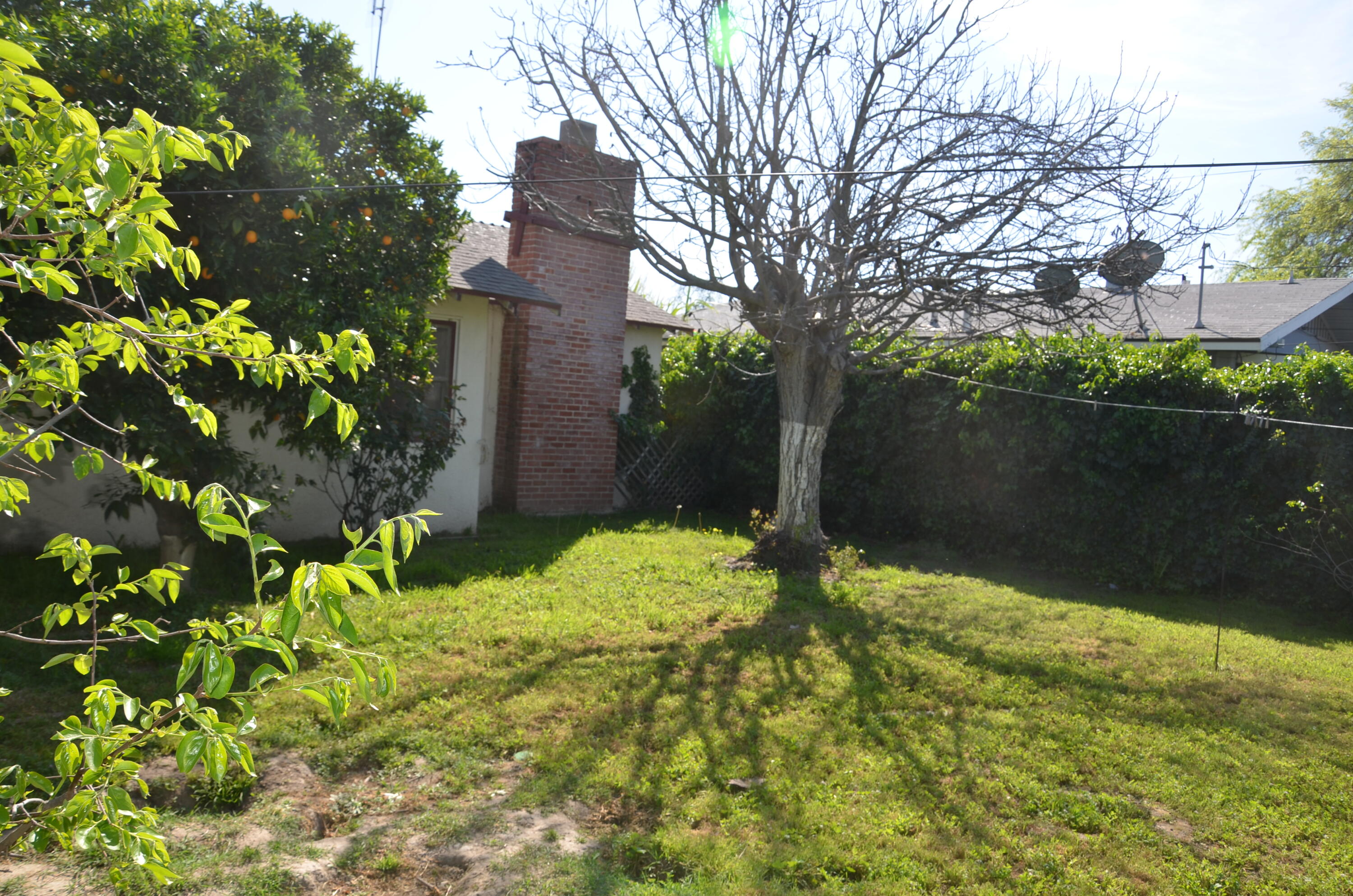 1109 N Willis St, Visalia, CA 93291