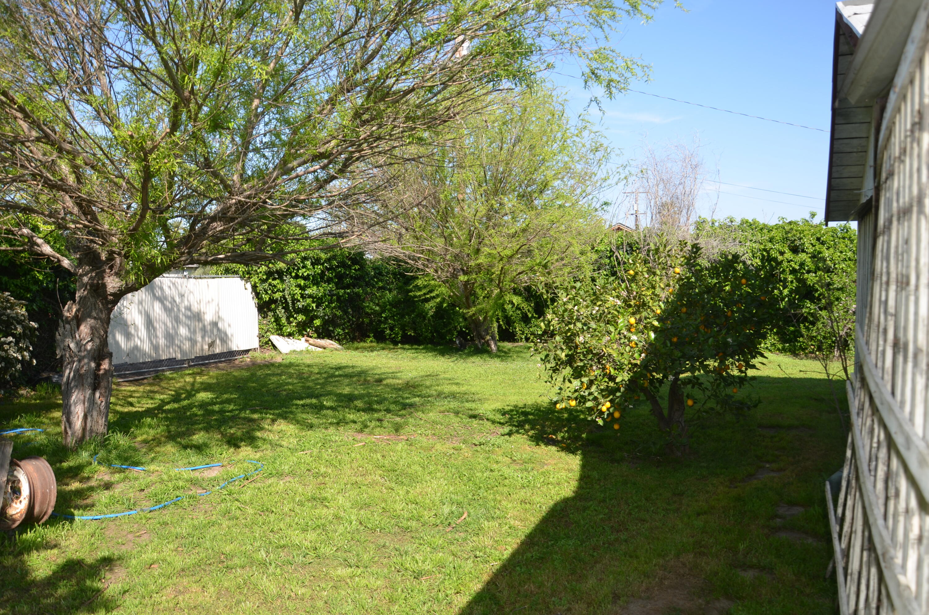 1109 N Willis St, Visalia, CA 93291