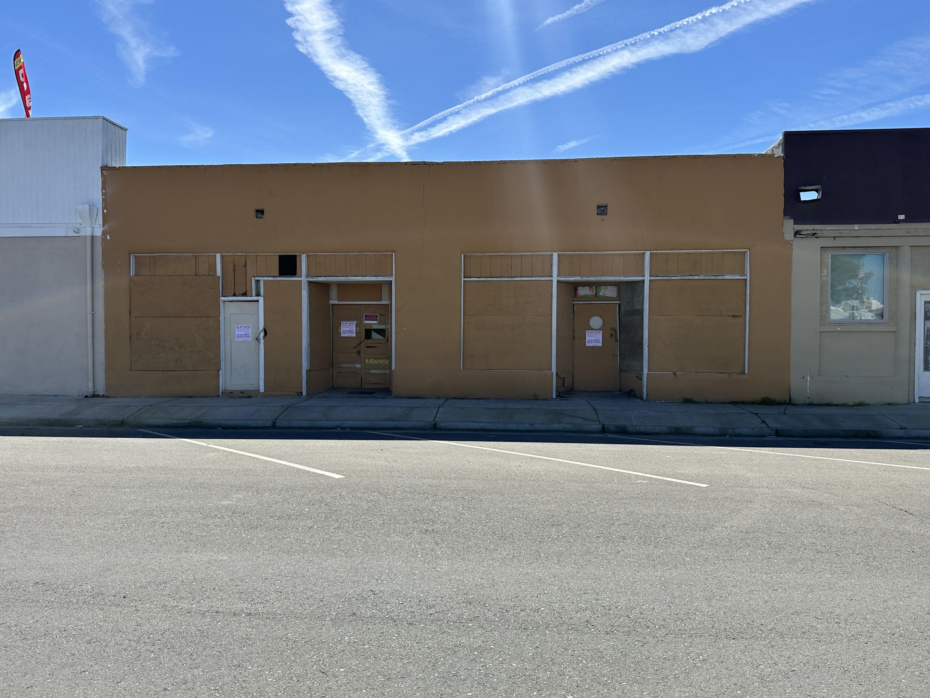 20329 Main St, Stratford, CA 93266