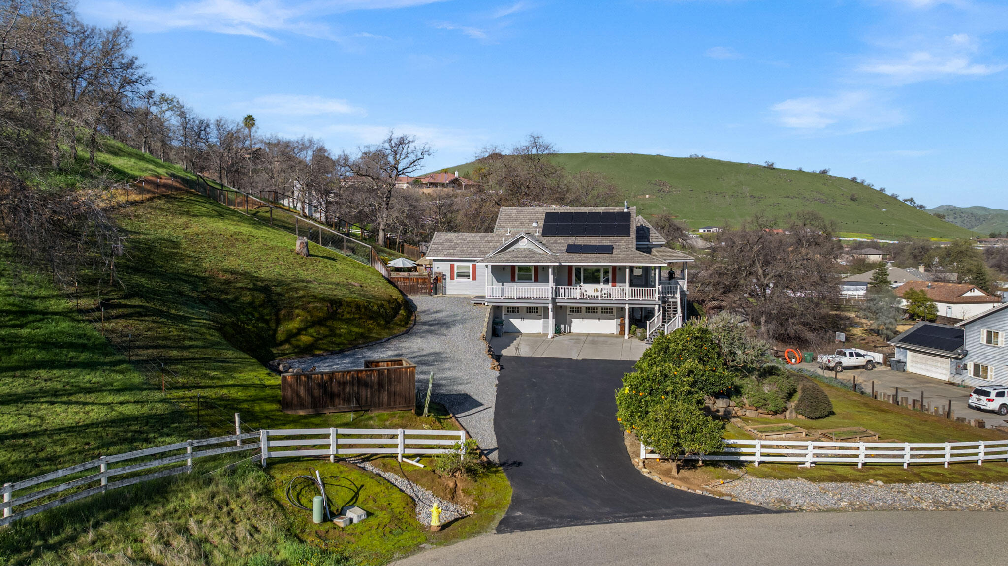 16481 Bonner Dr, Springville, CA 93265