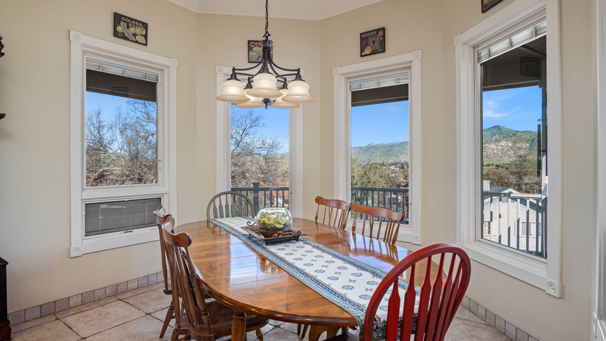 16481 Bonner Dr, Springville, CA 93265